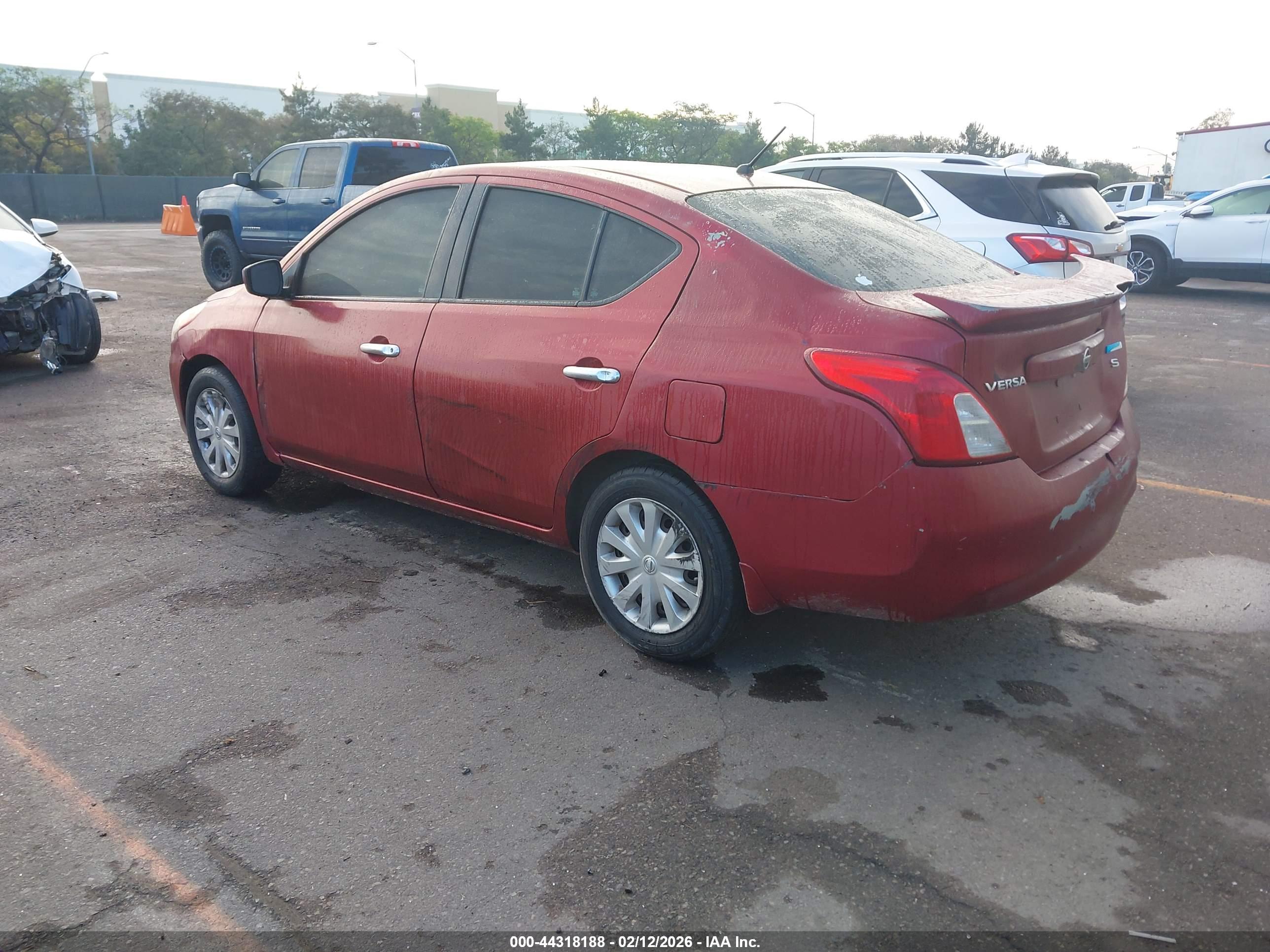 NISSAN VERSA image 3