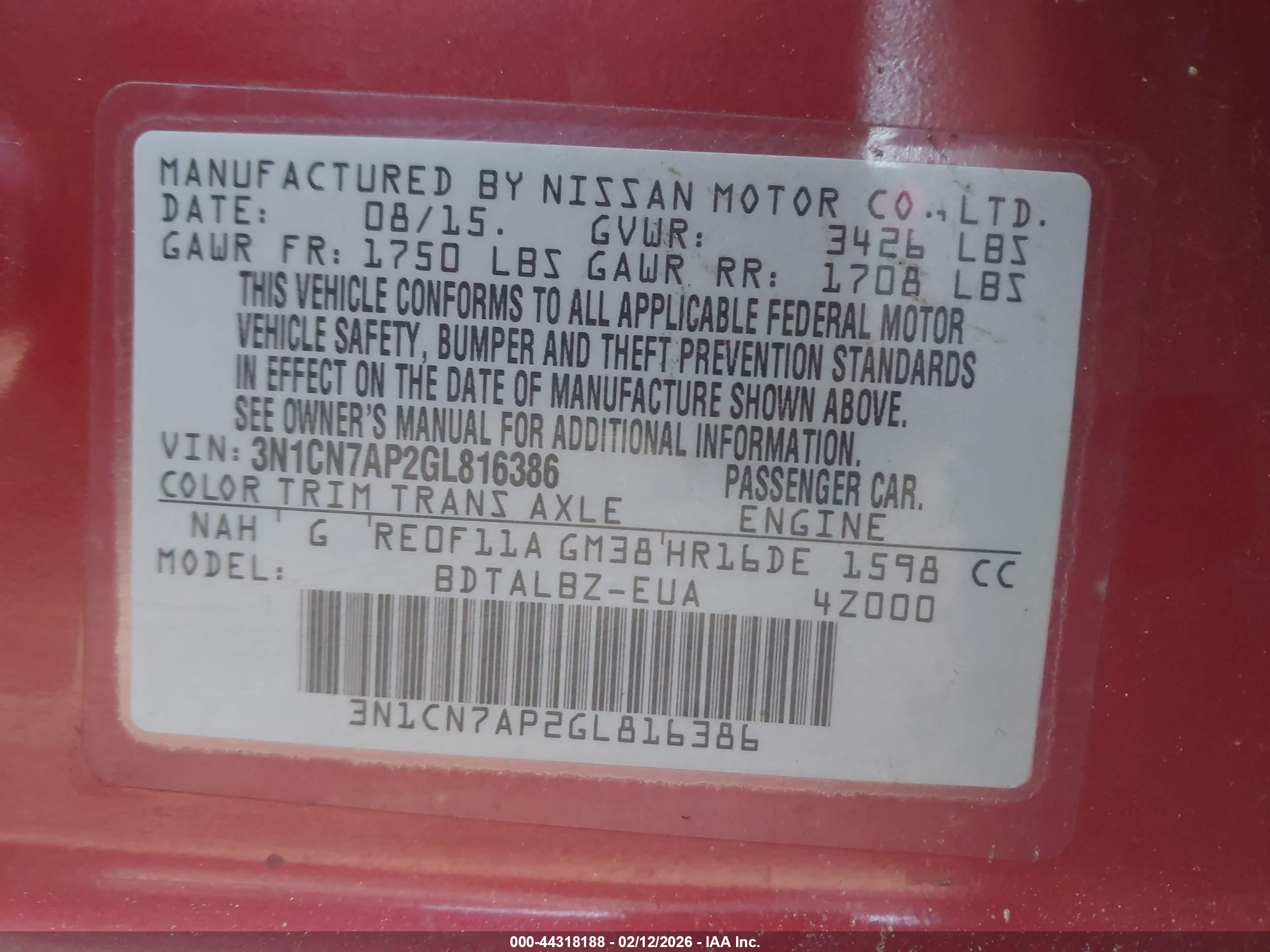 NISSAN VERSA image 9