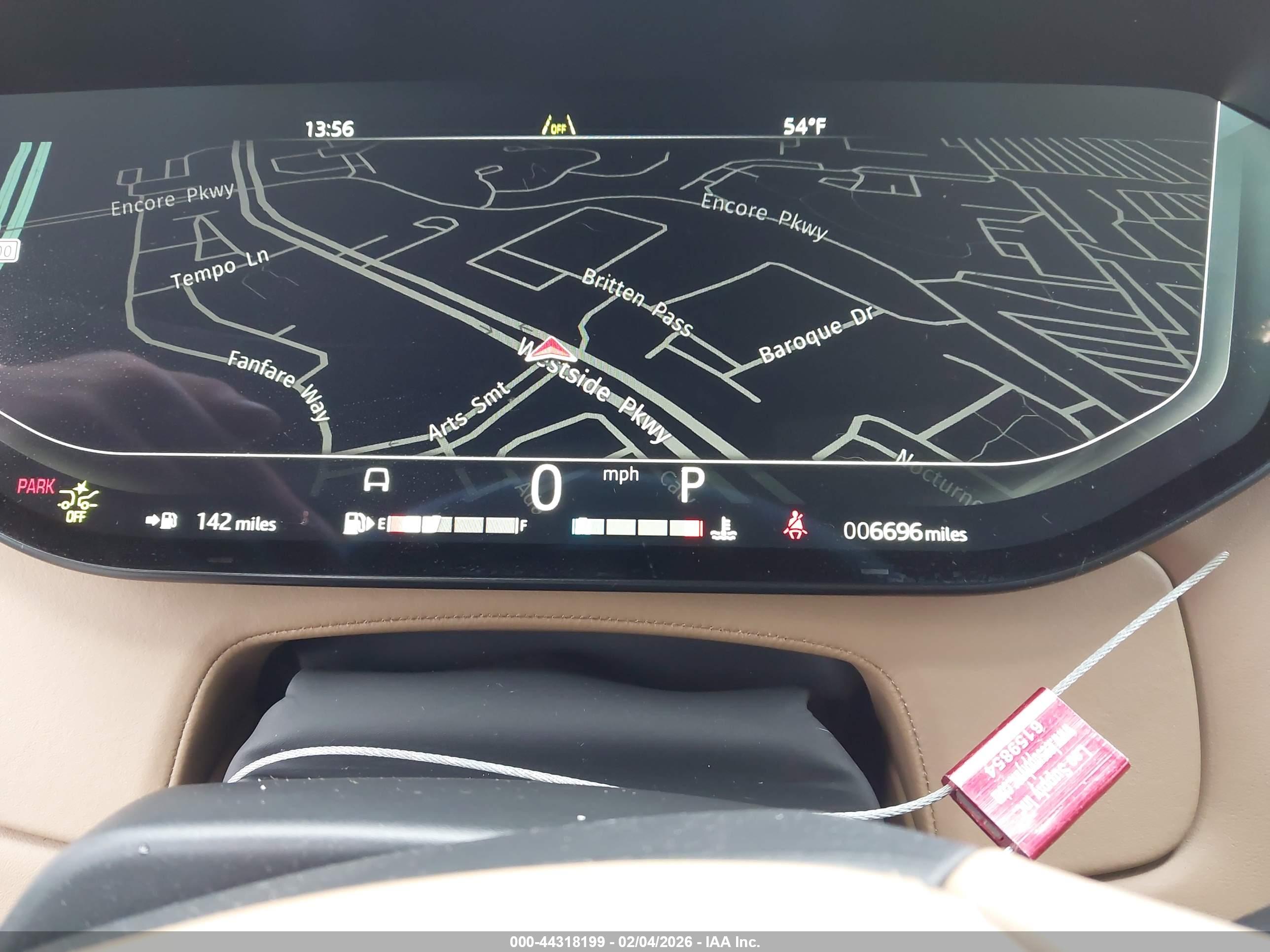 LAND ROVER image 7