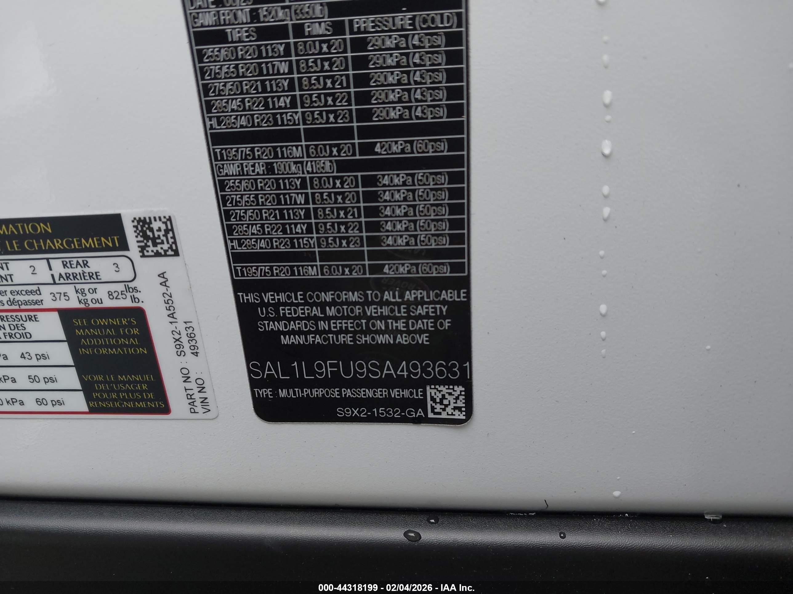 LAND ROVER image 9