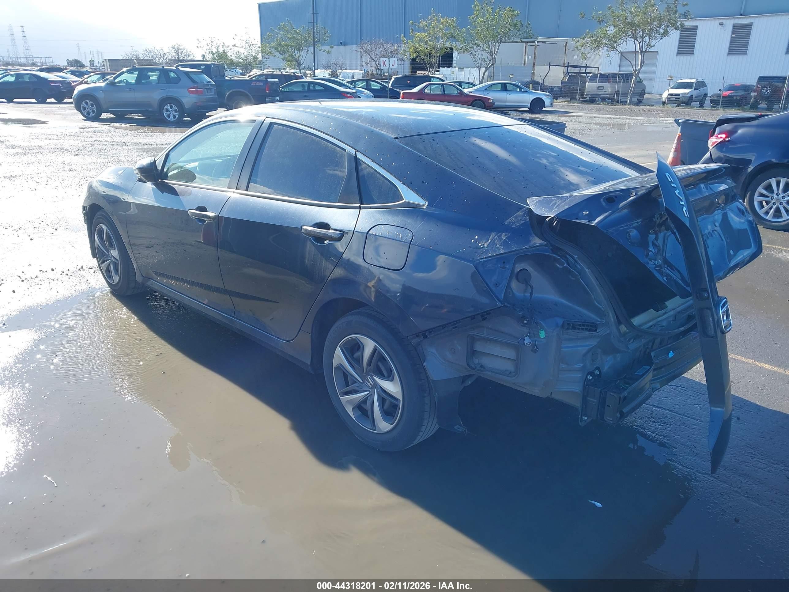 HONDA CIVIC image 3