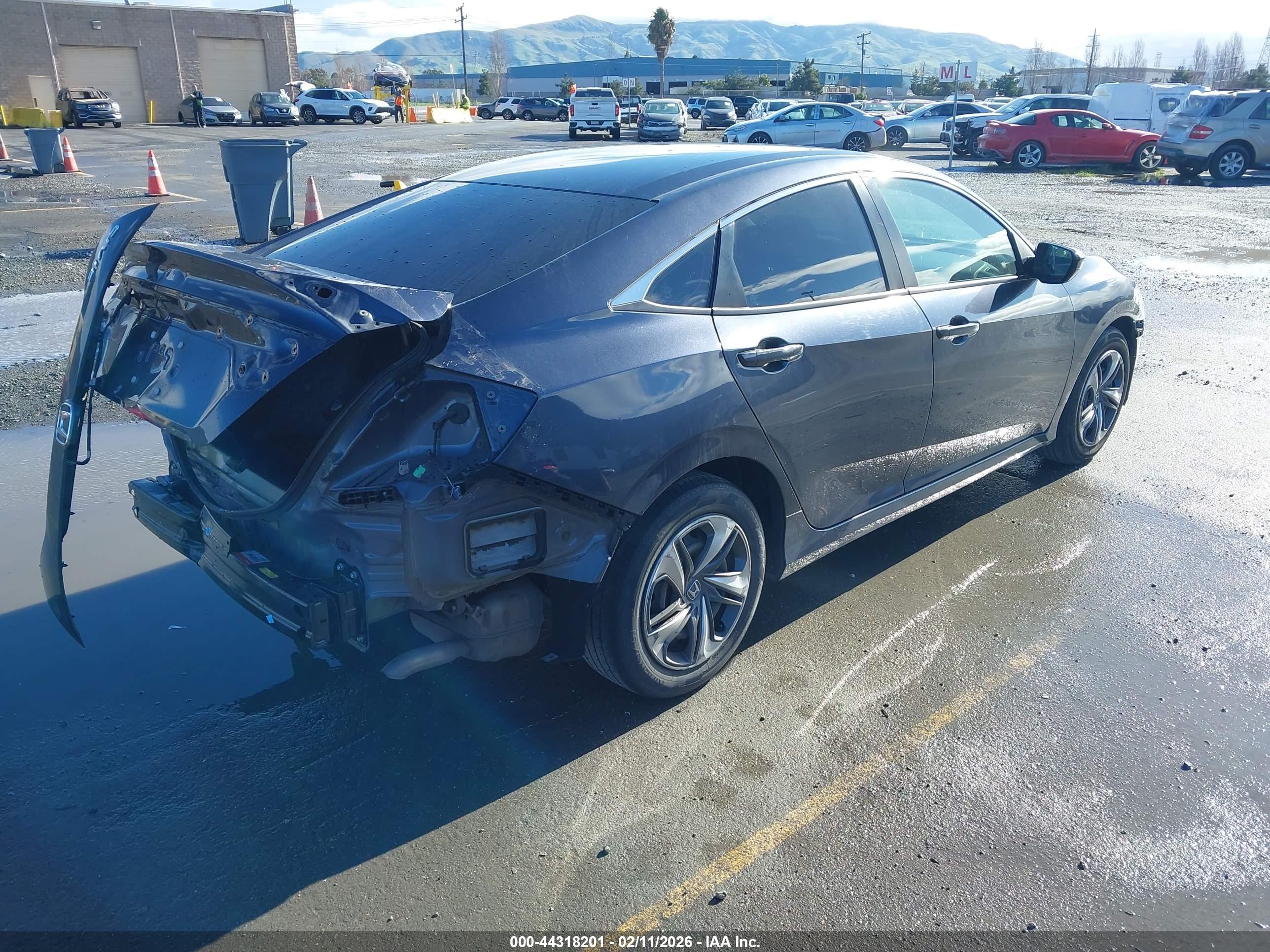HONDA CIVIC image 4