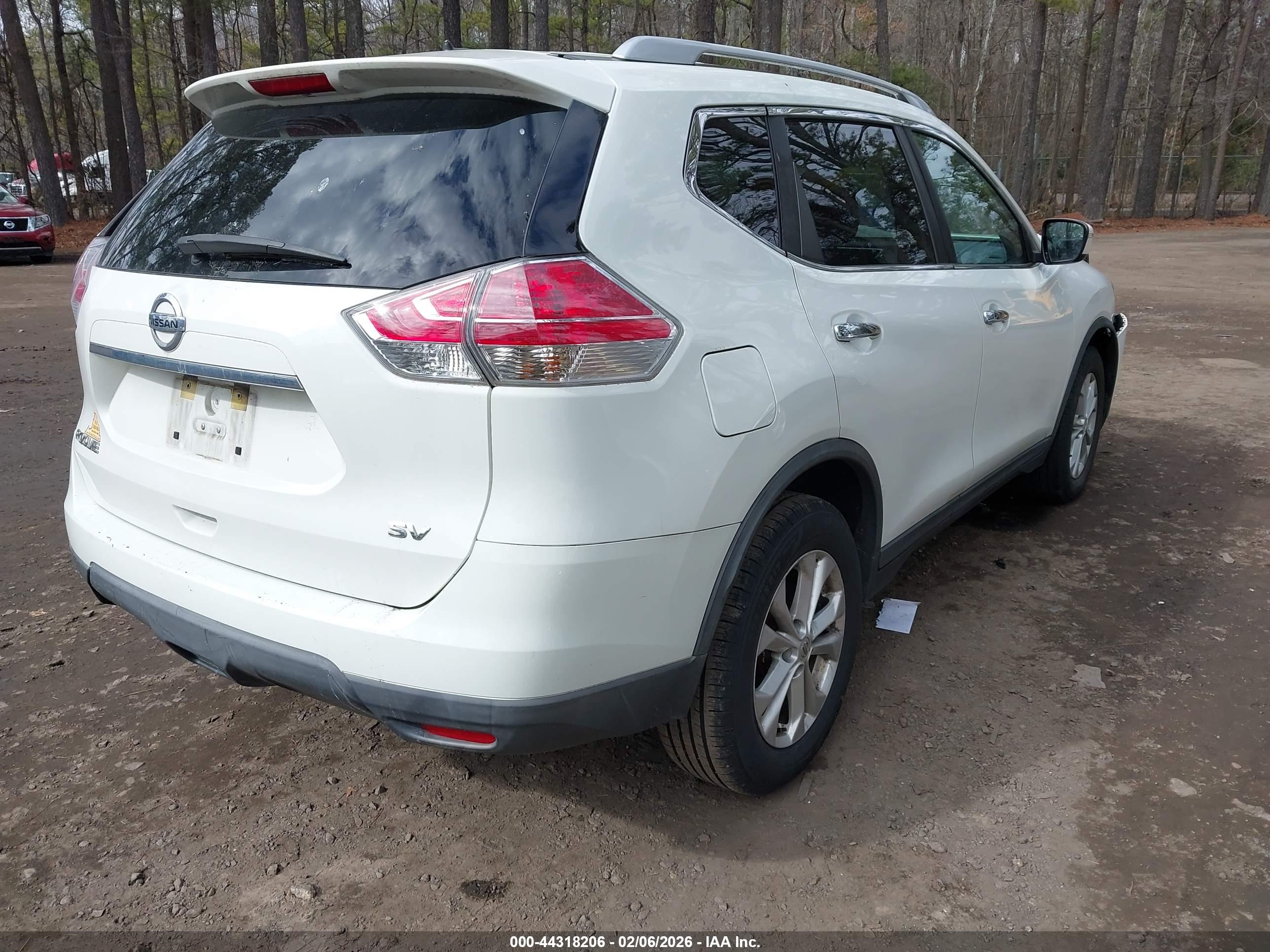 NISSAN ROGUE image 4