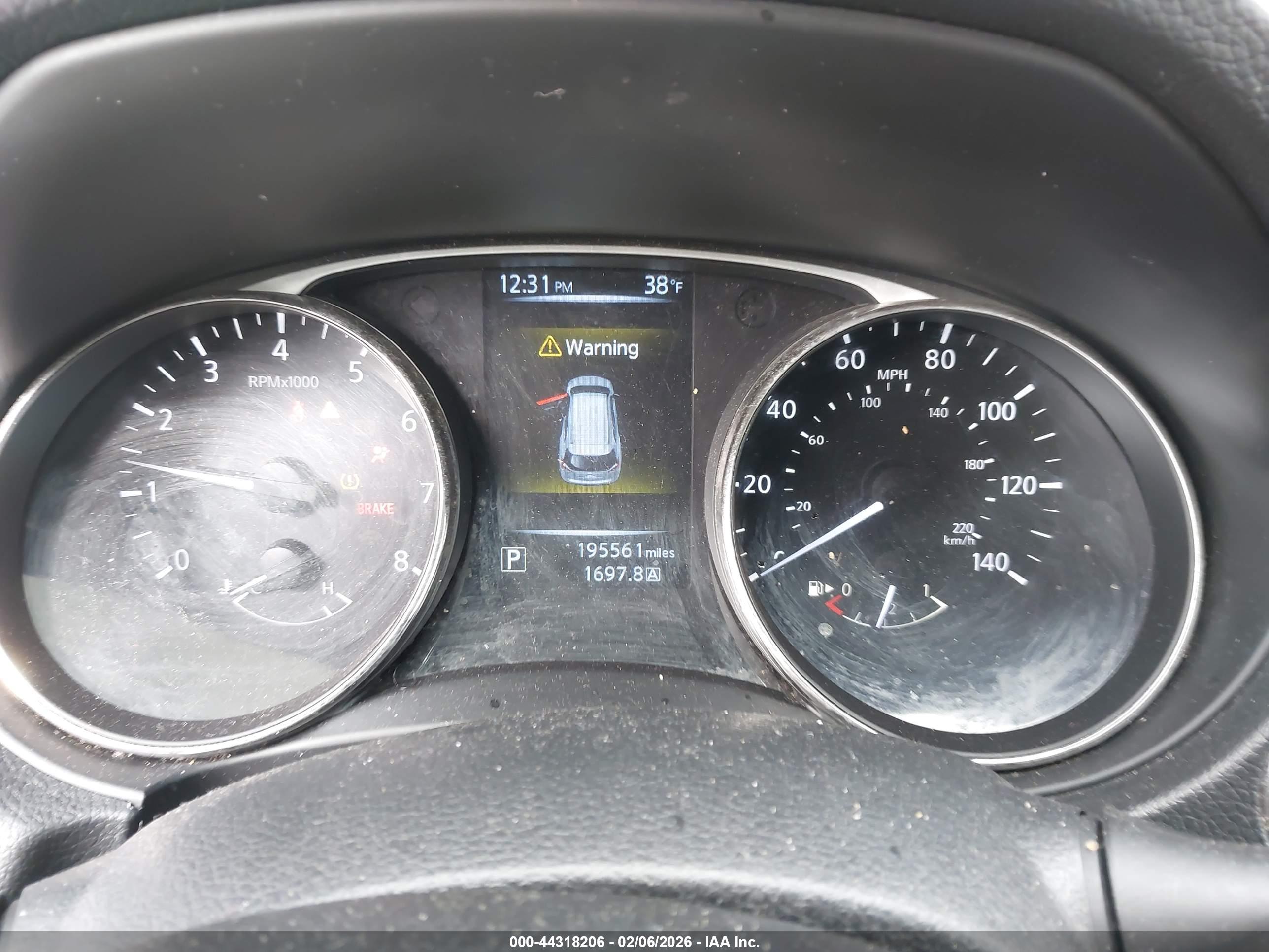 NISSAN ROGUE image 7