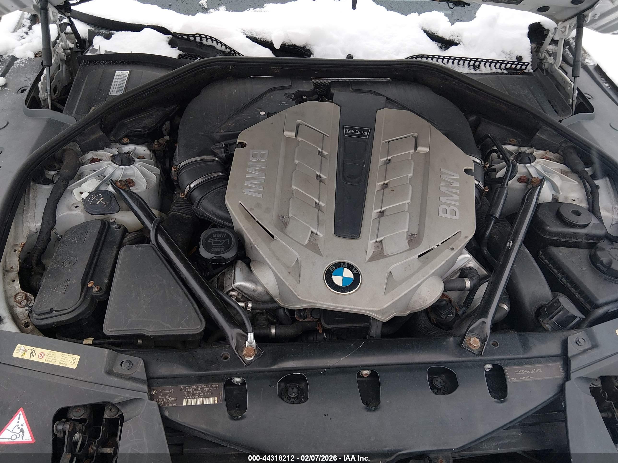 BMW 750LI image 10