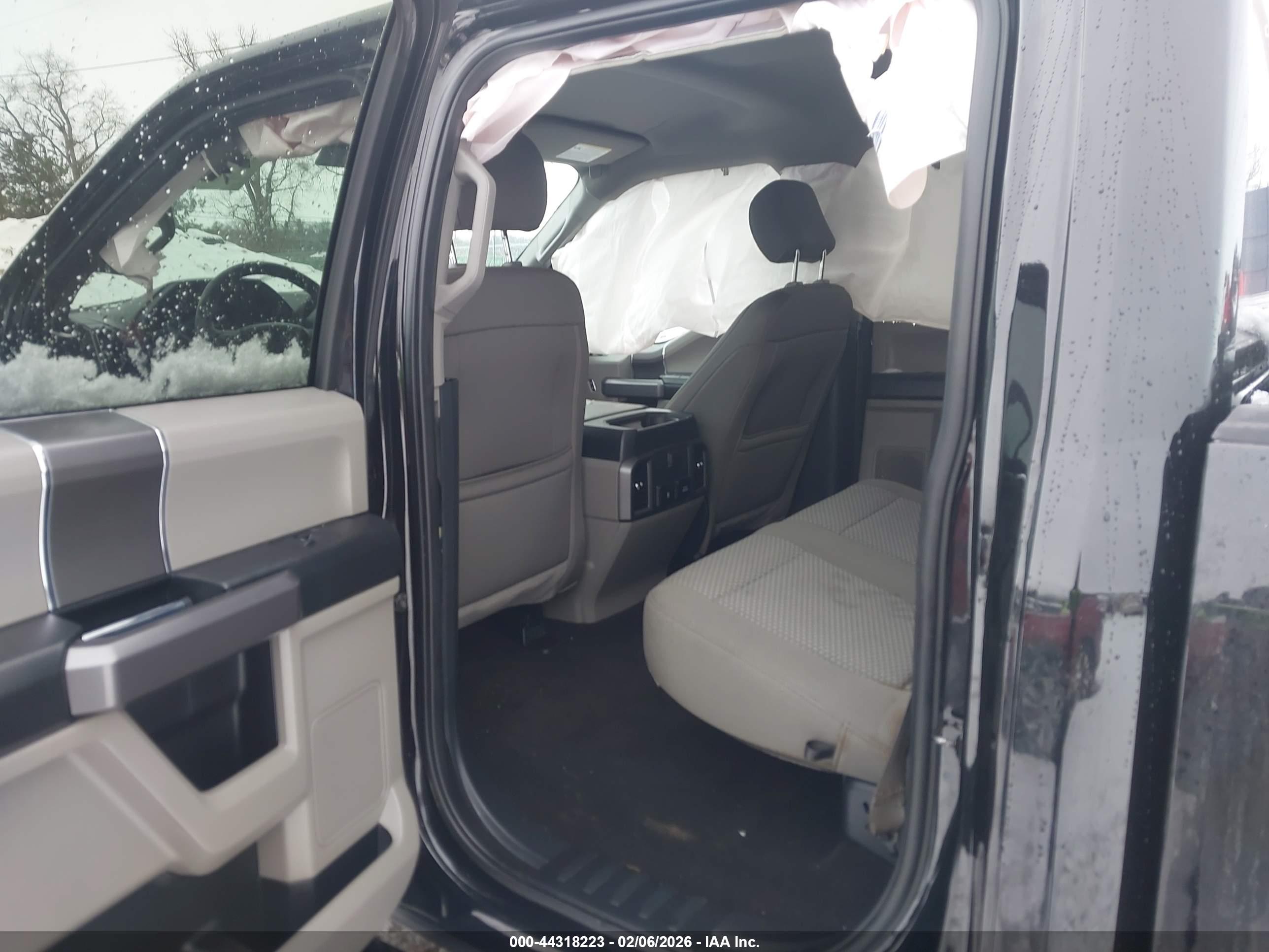 FORD F-150 image 8