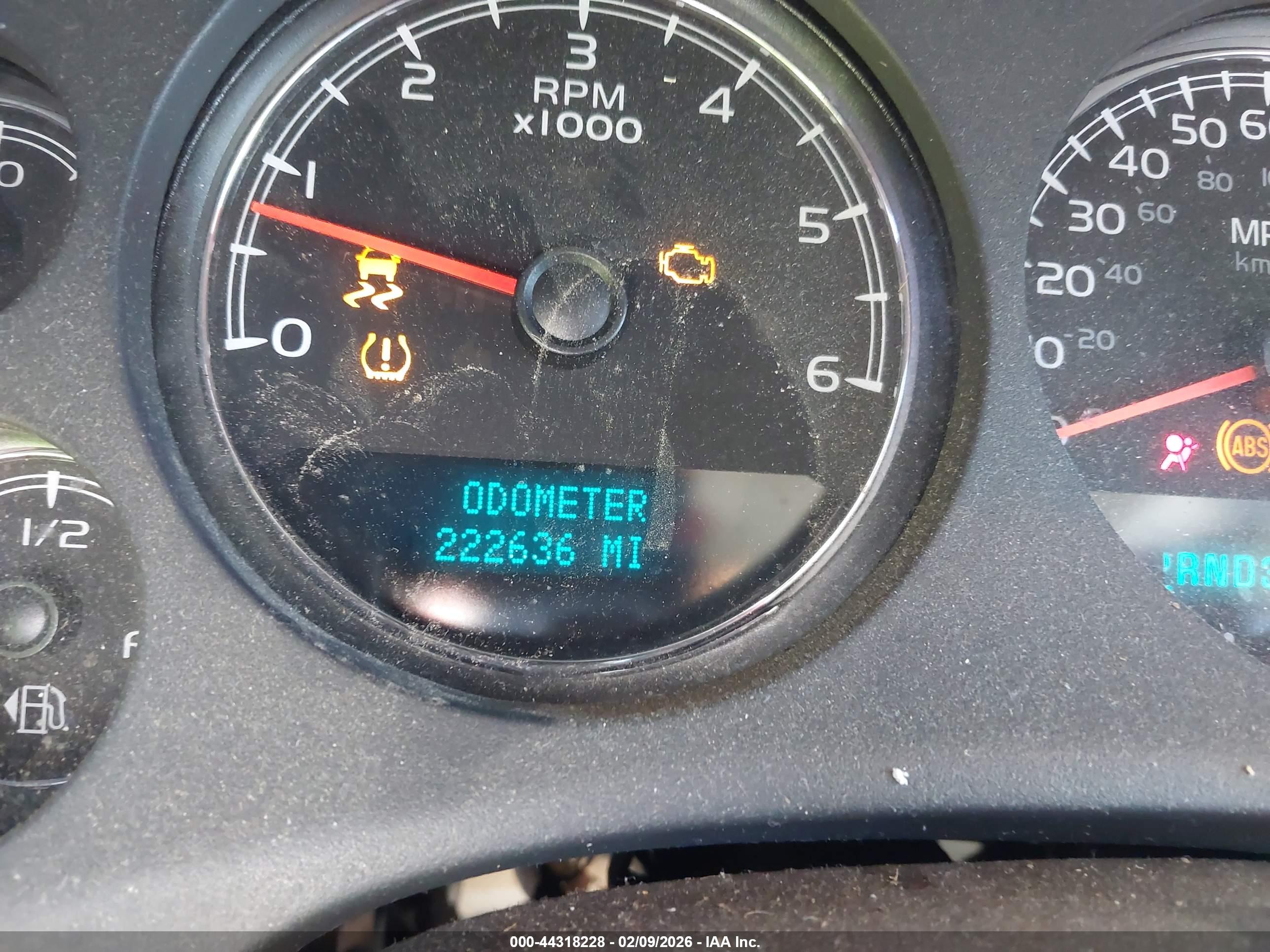 GMC YUKON image 7