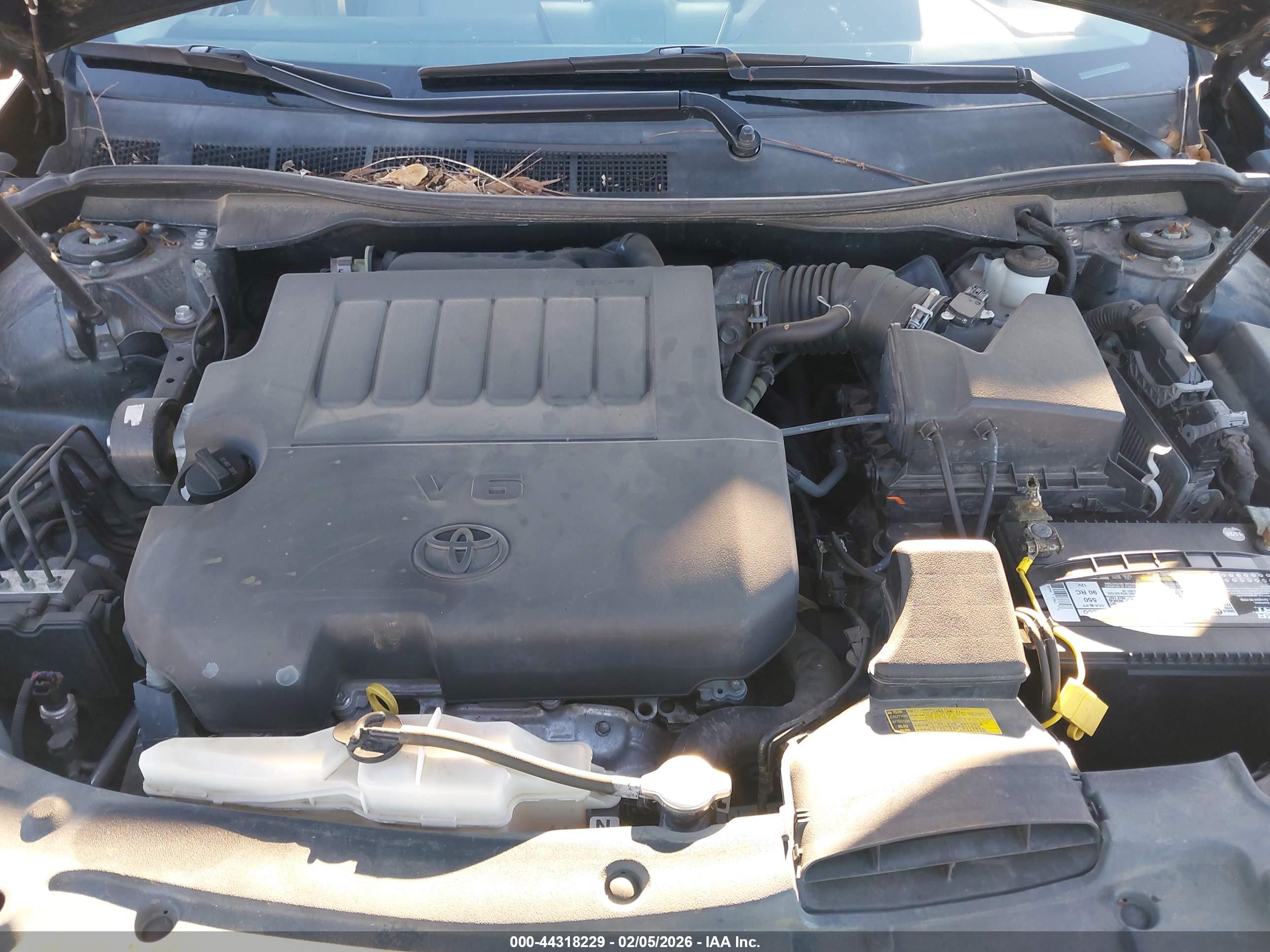 TOYOTA CAMRY image 10