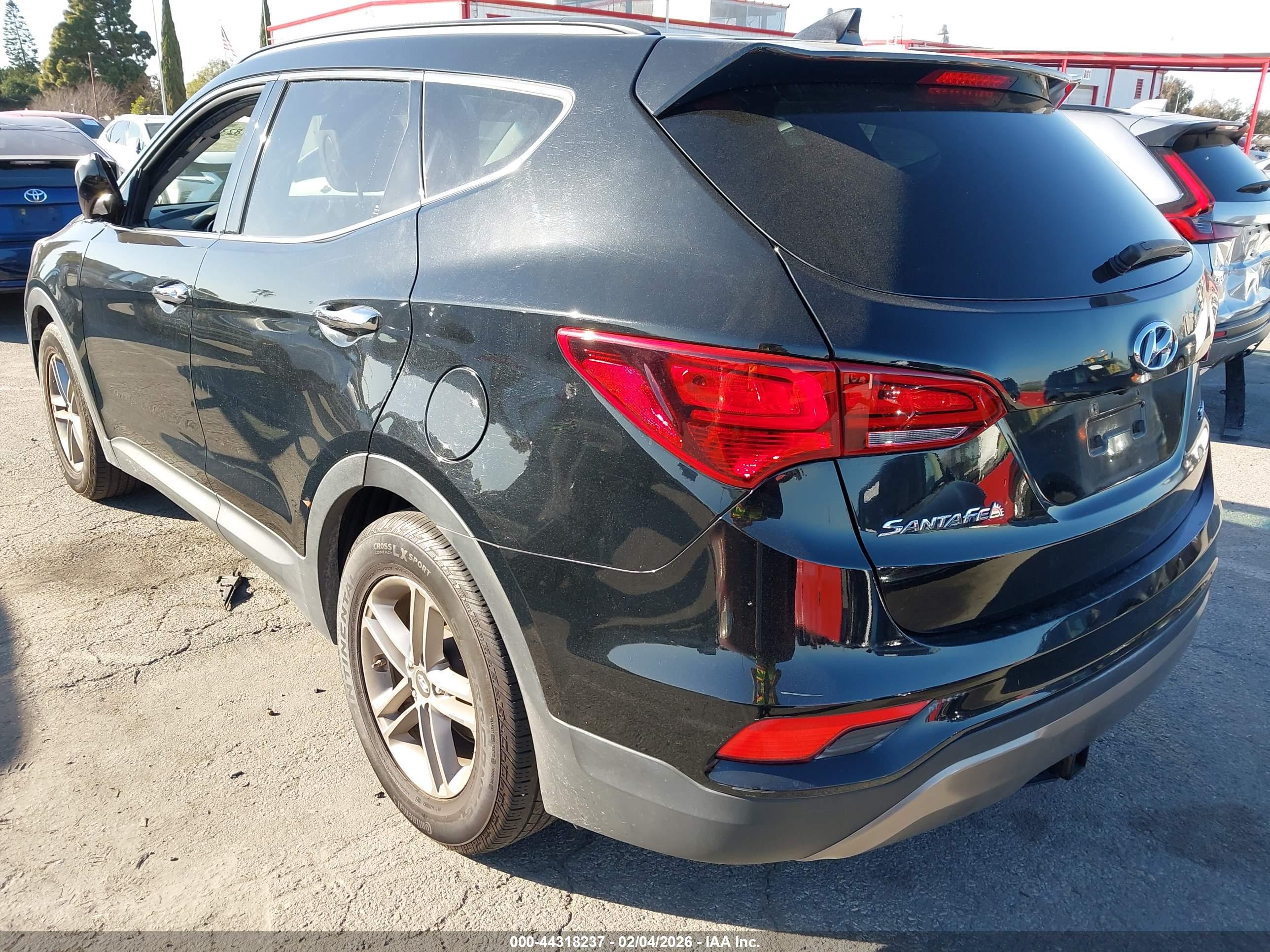 HYUNDAI SANTA image 3
