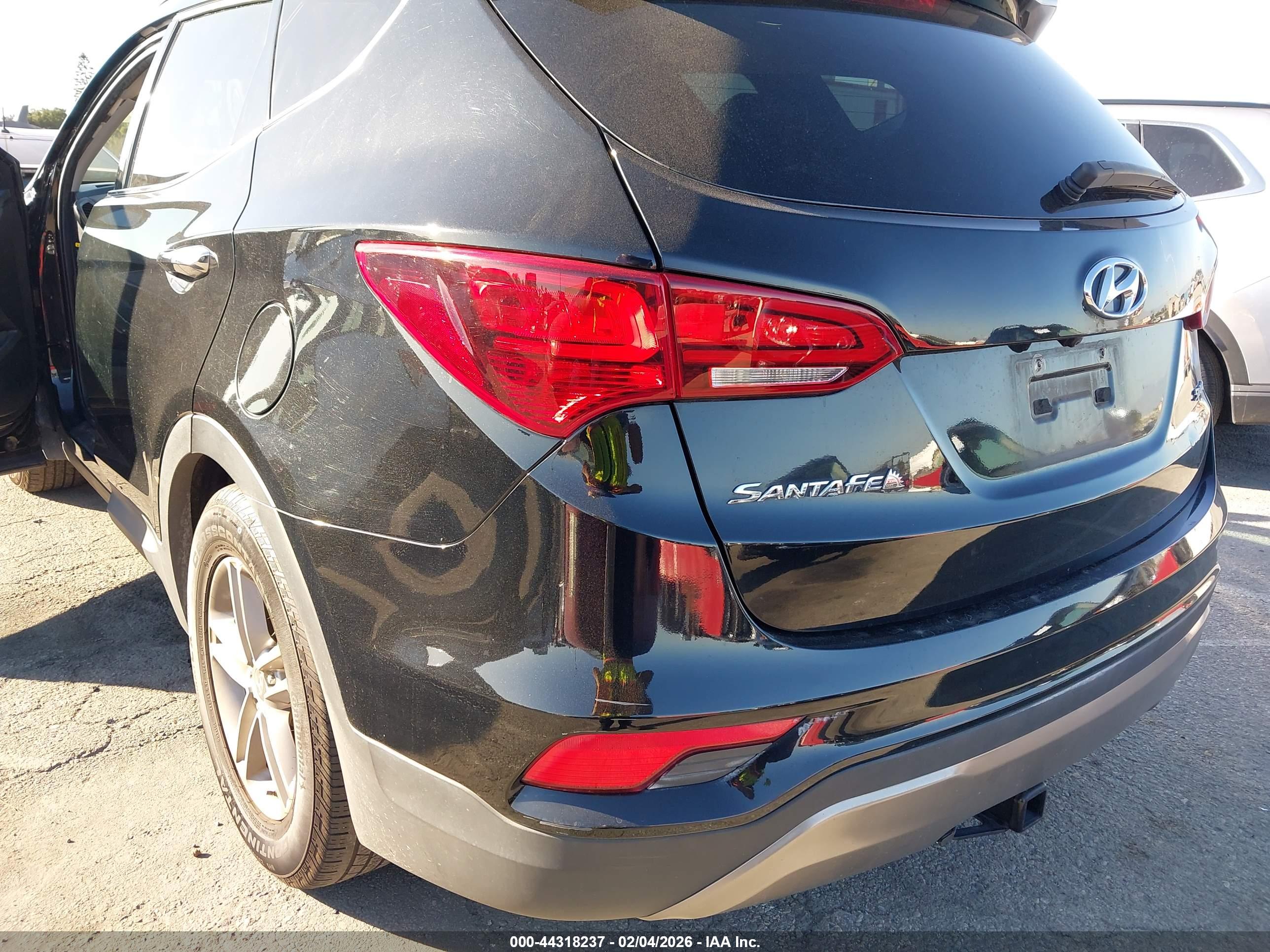 HYUNDAI SANTA image 6