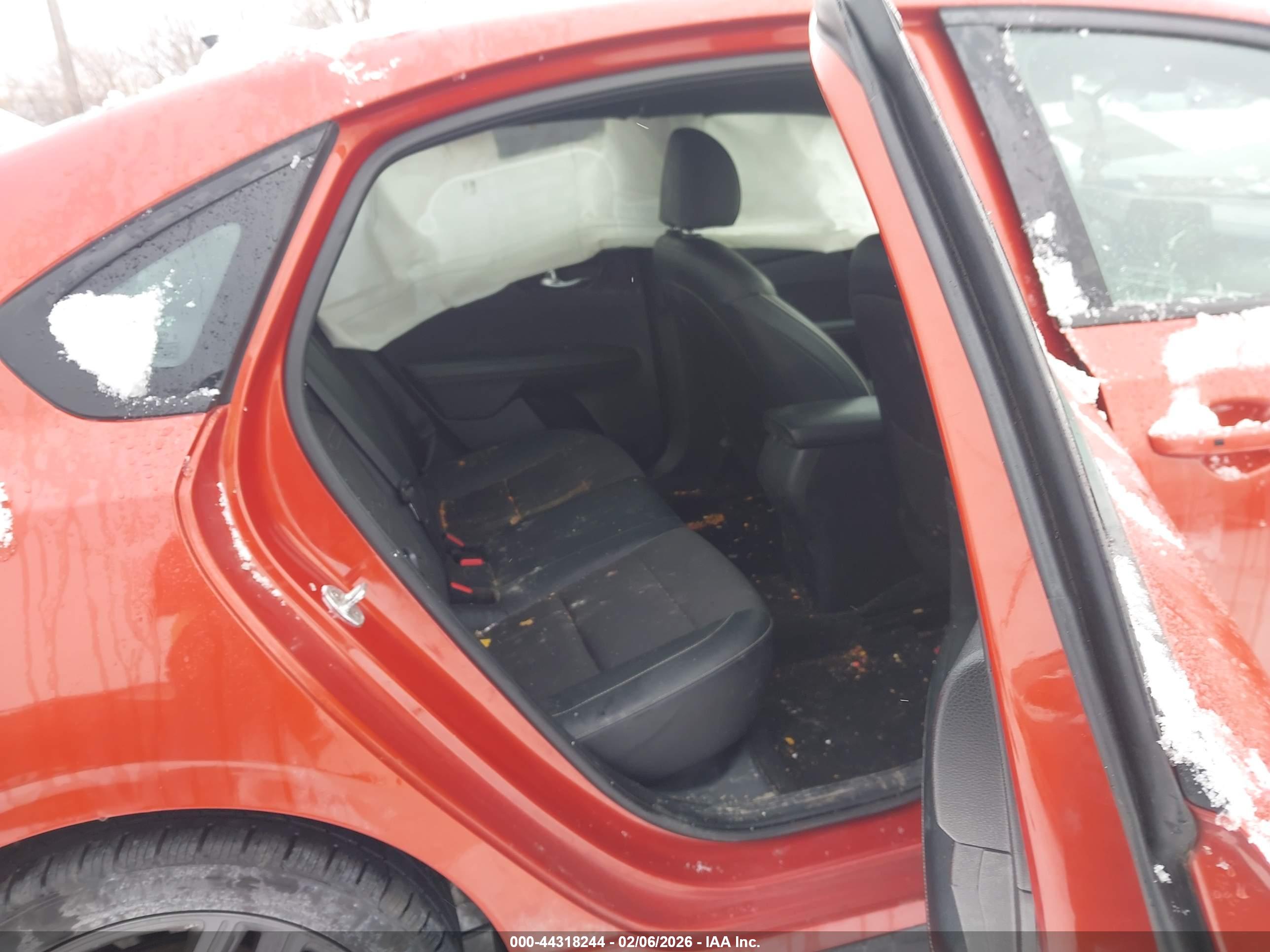 KIA FORTE image 8