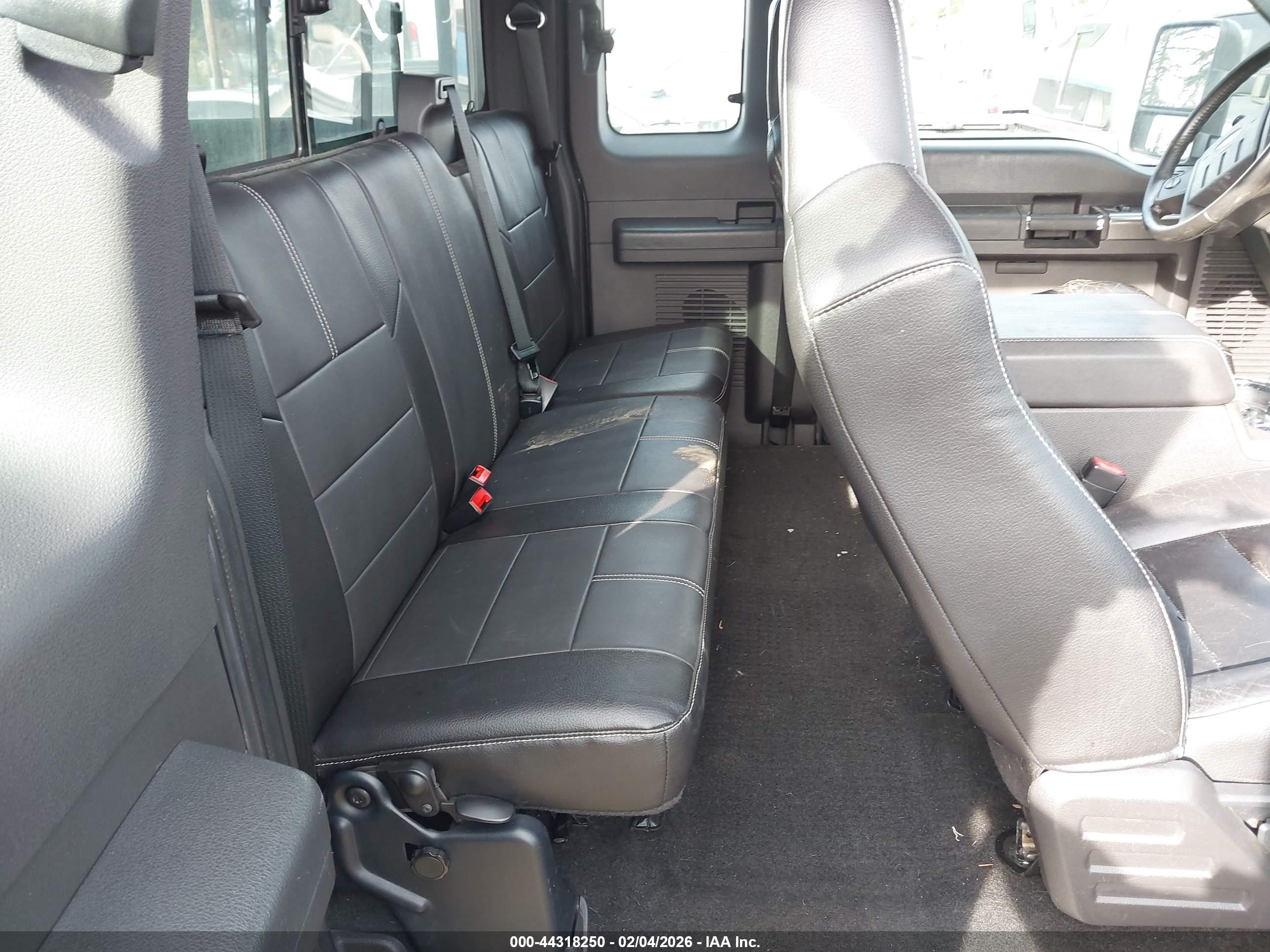 FORD F-250 image 8