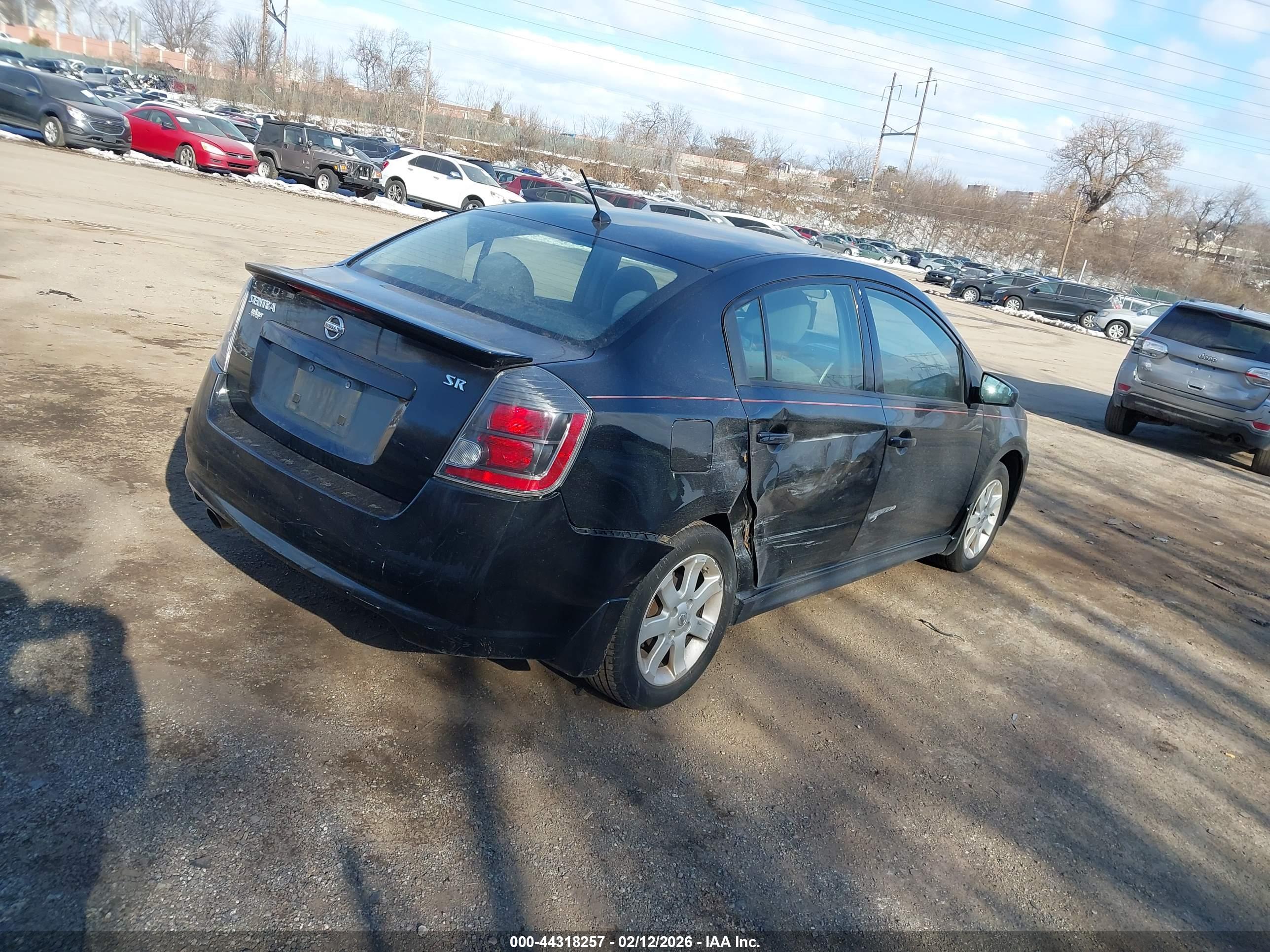 NISSAN SENTRA image 4