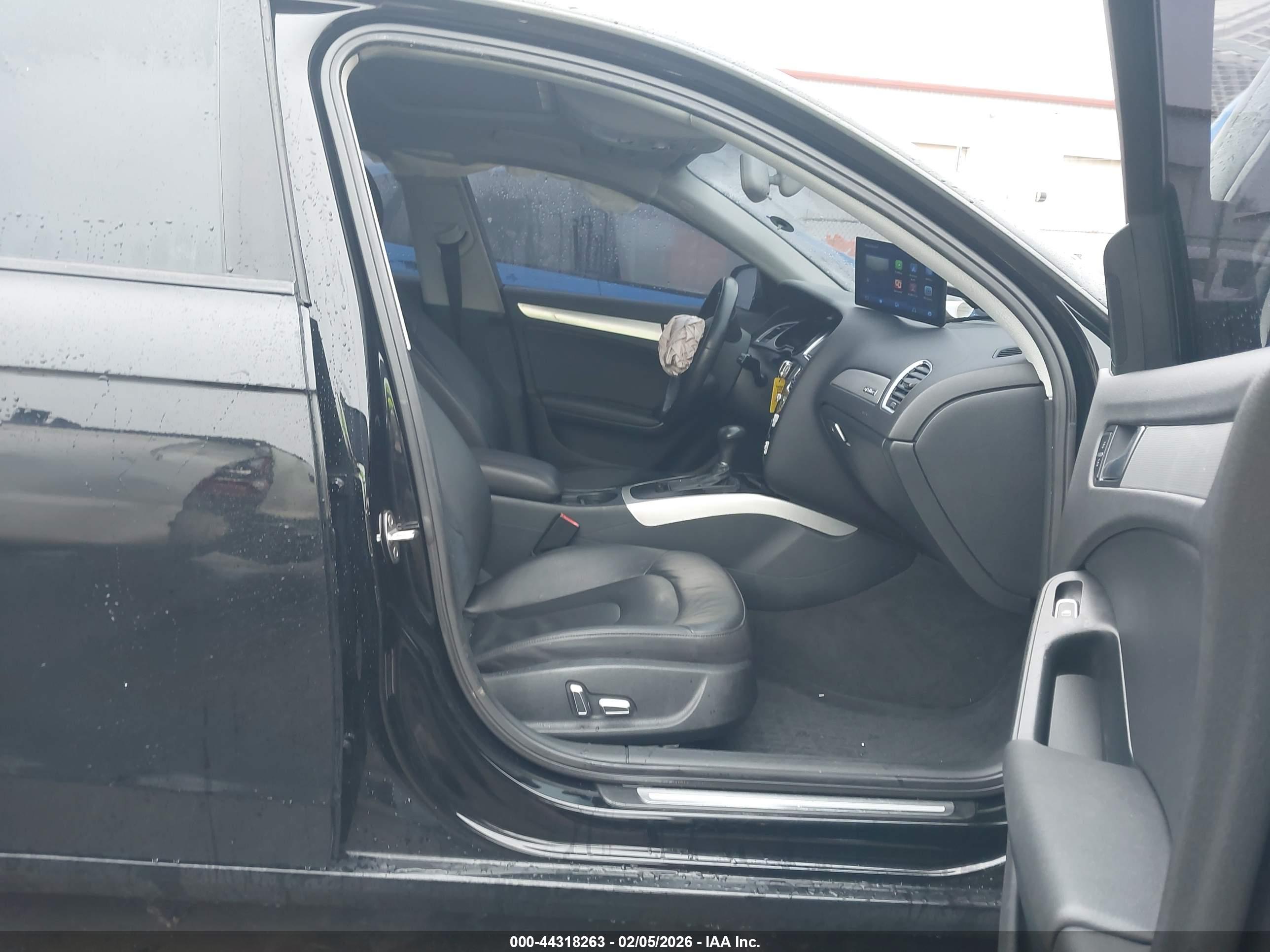 AUDI A4 image 5