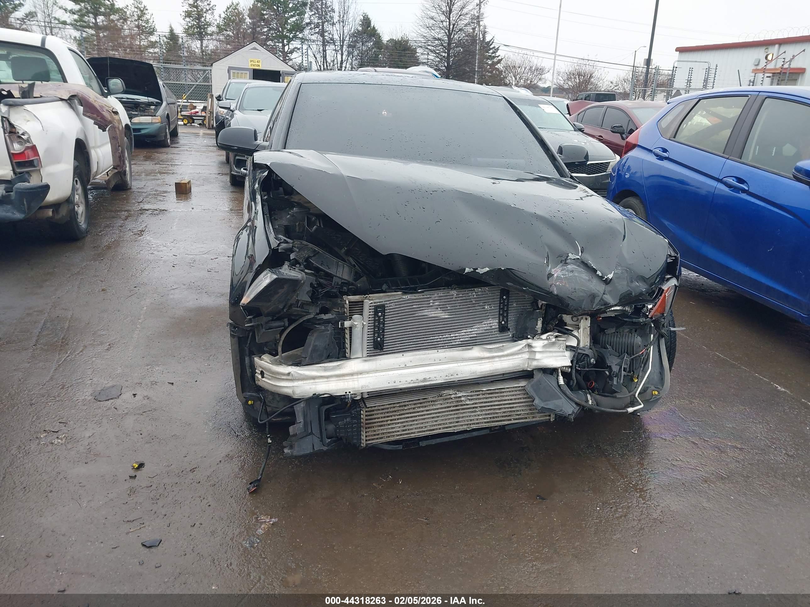 AUDI A4 image 6
