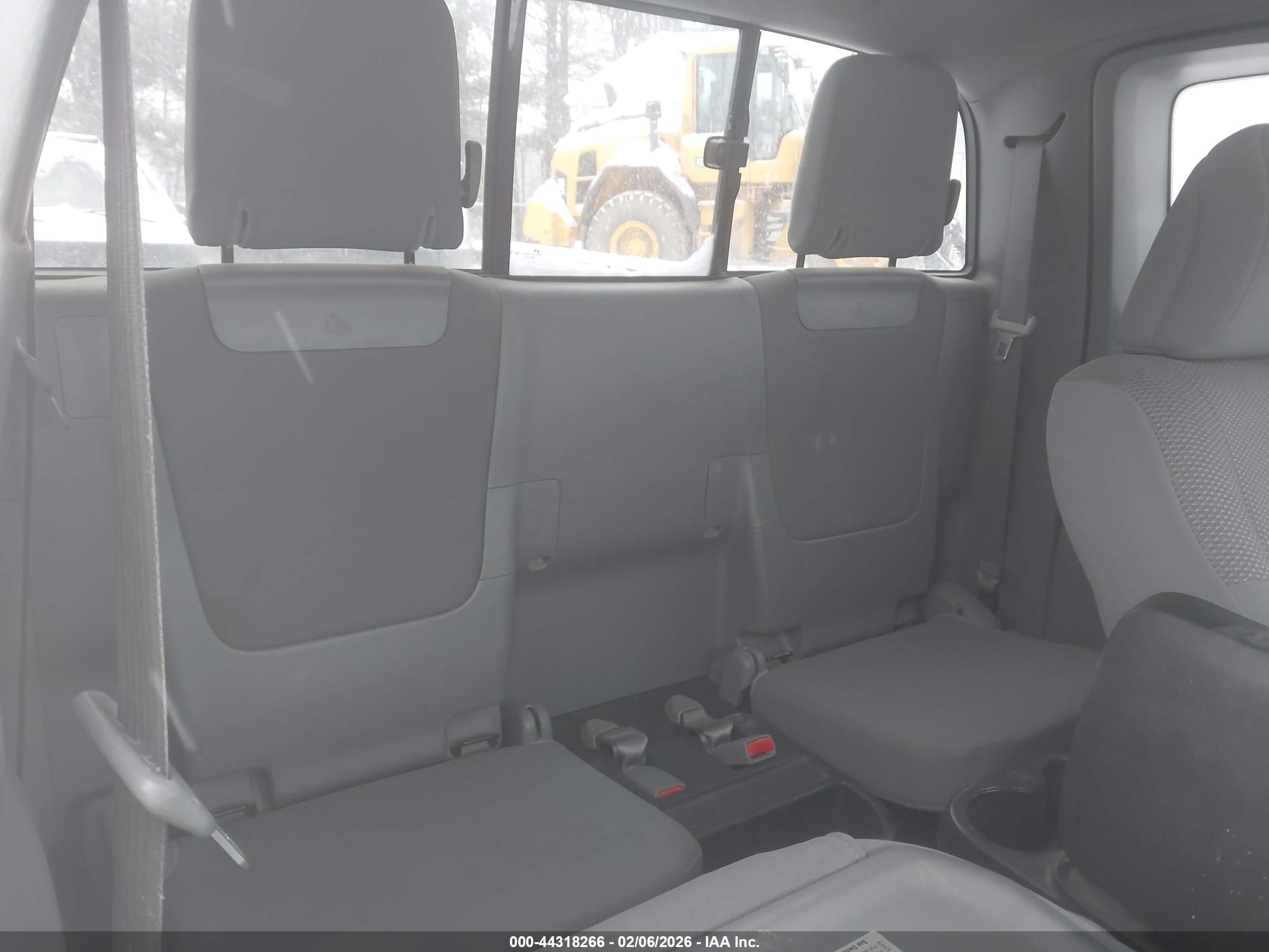 TOYOTA TACOMA image 8