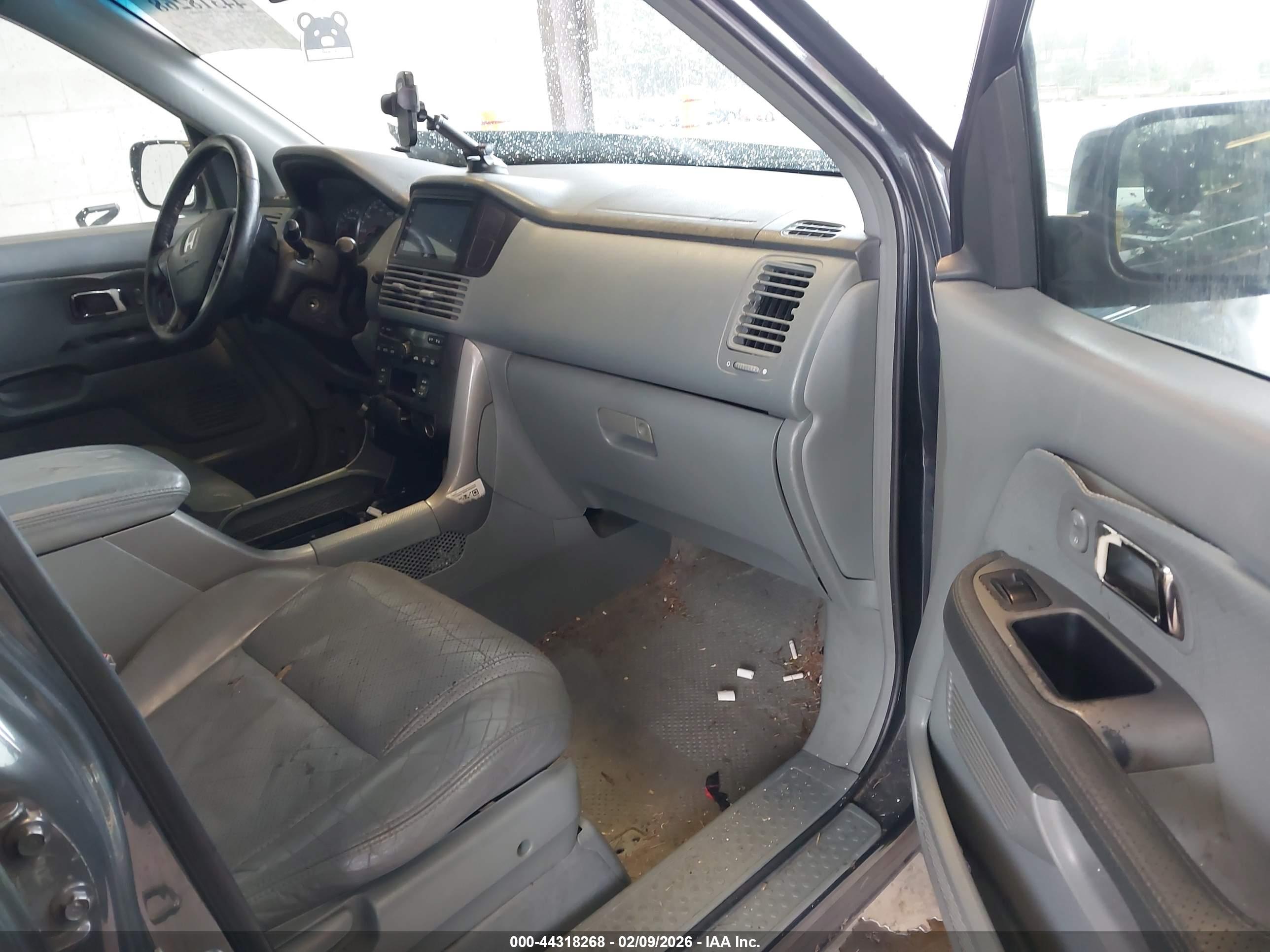 HONDA PILOT image 5