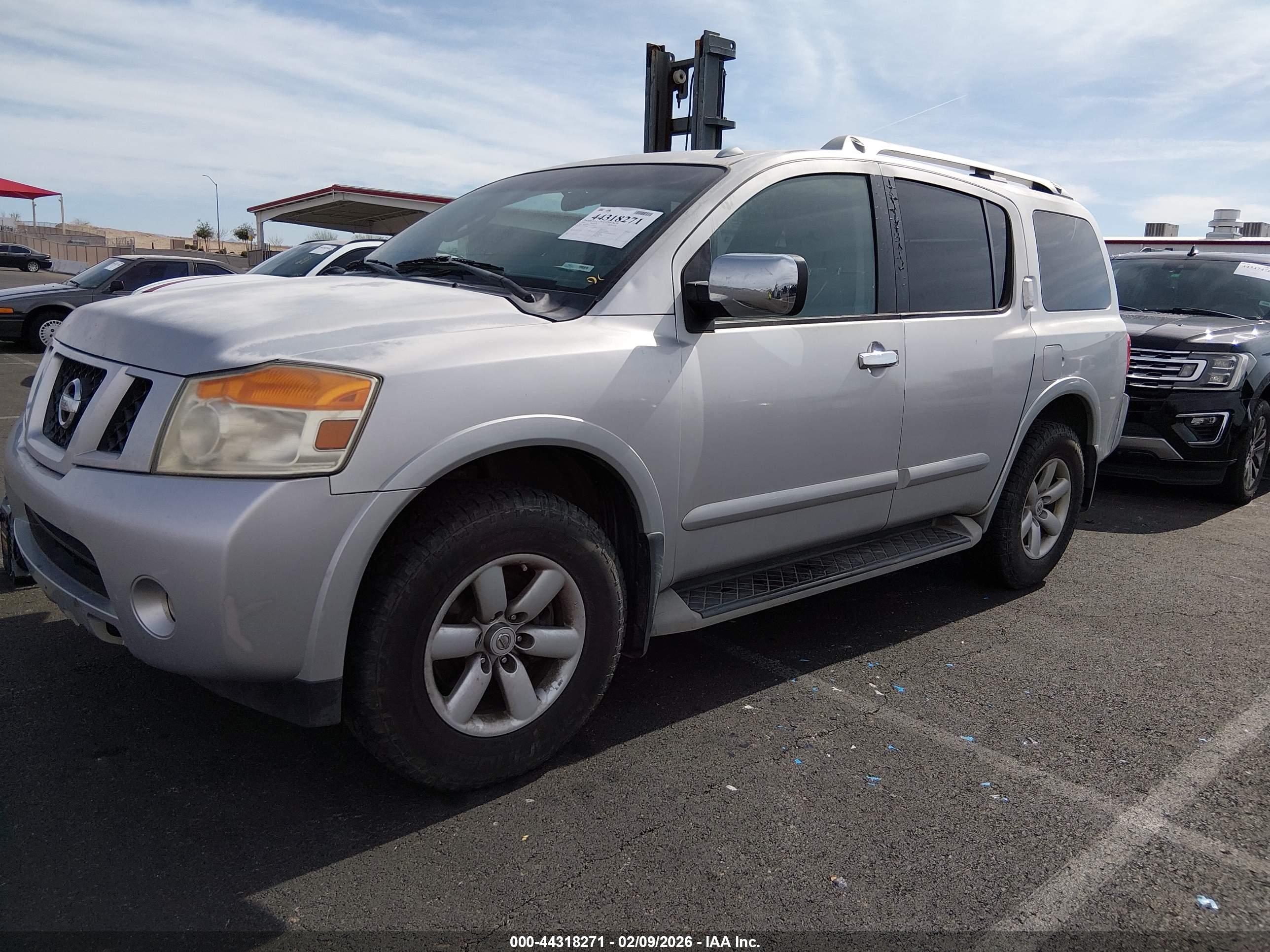 NISSAN ARMADA image 2