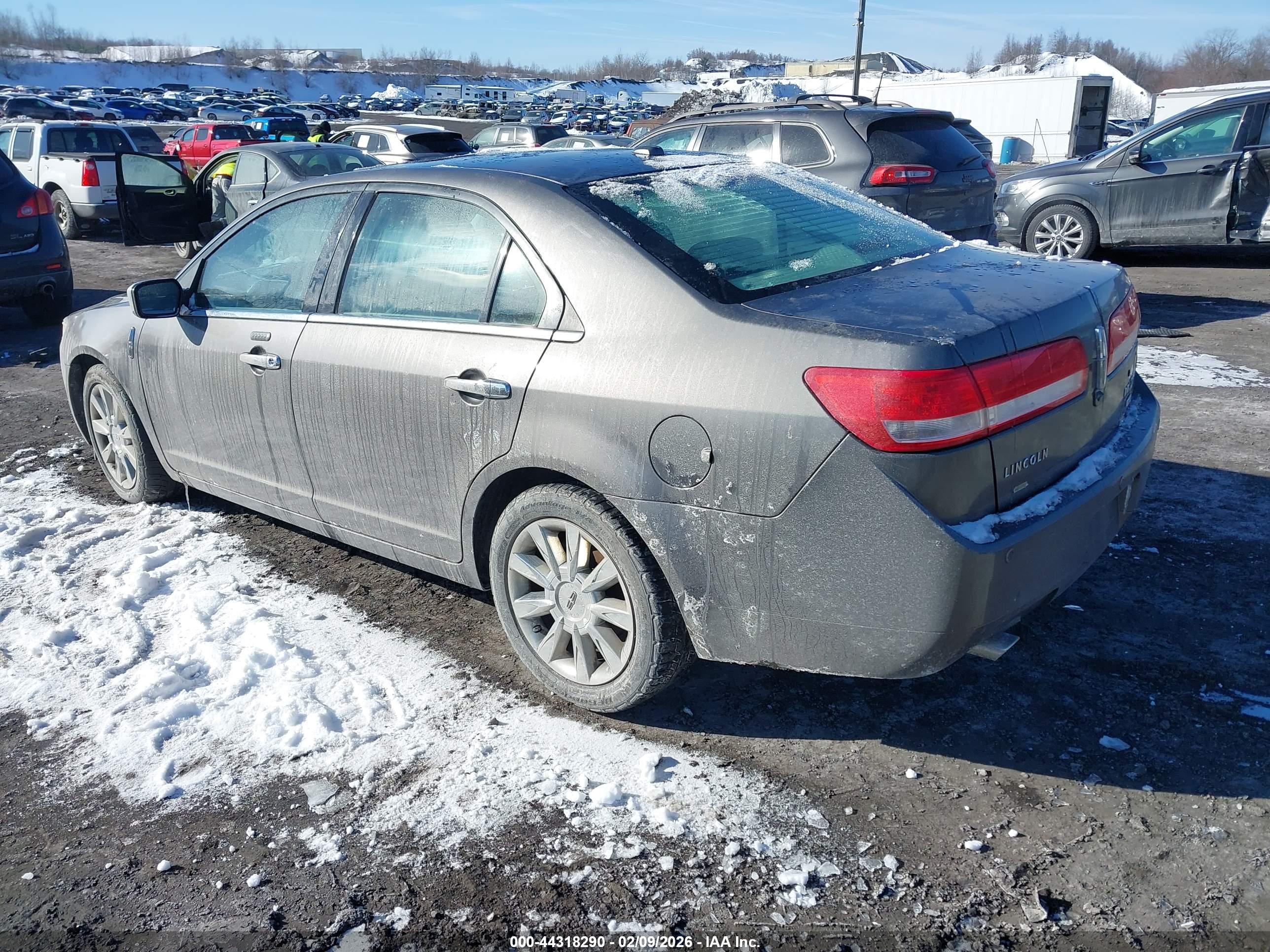 LINCOLN MKZ image 3