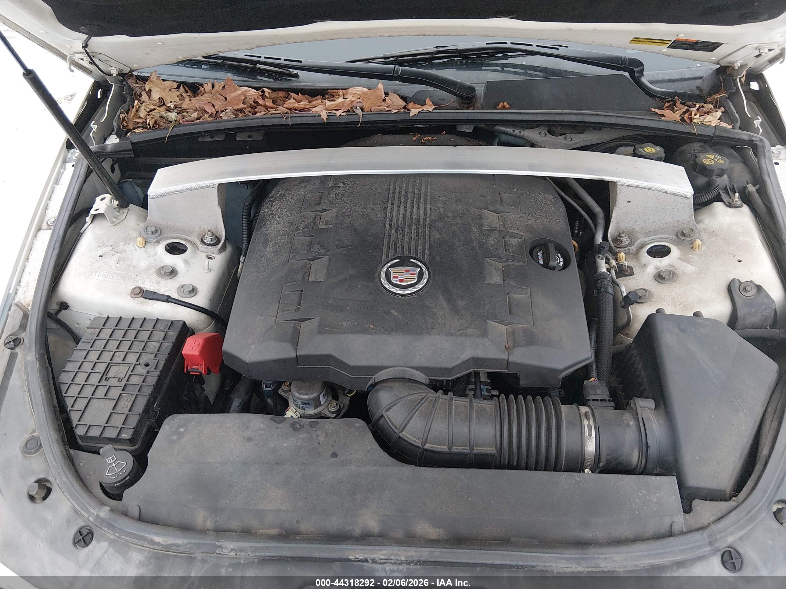 CADILLAC CTS image 10