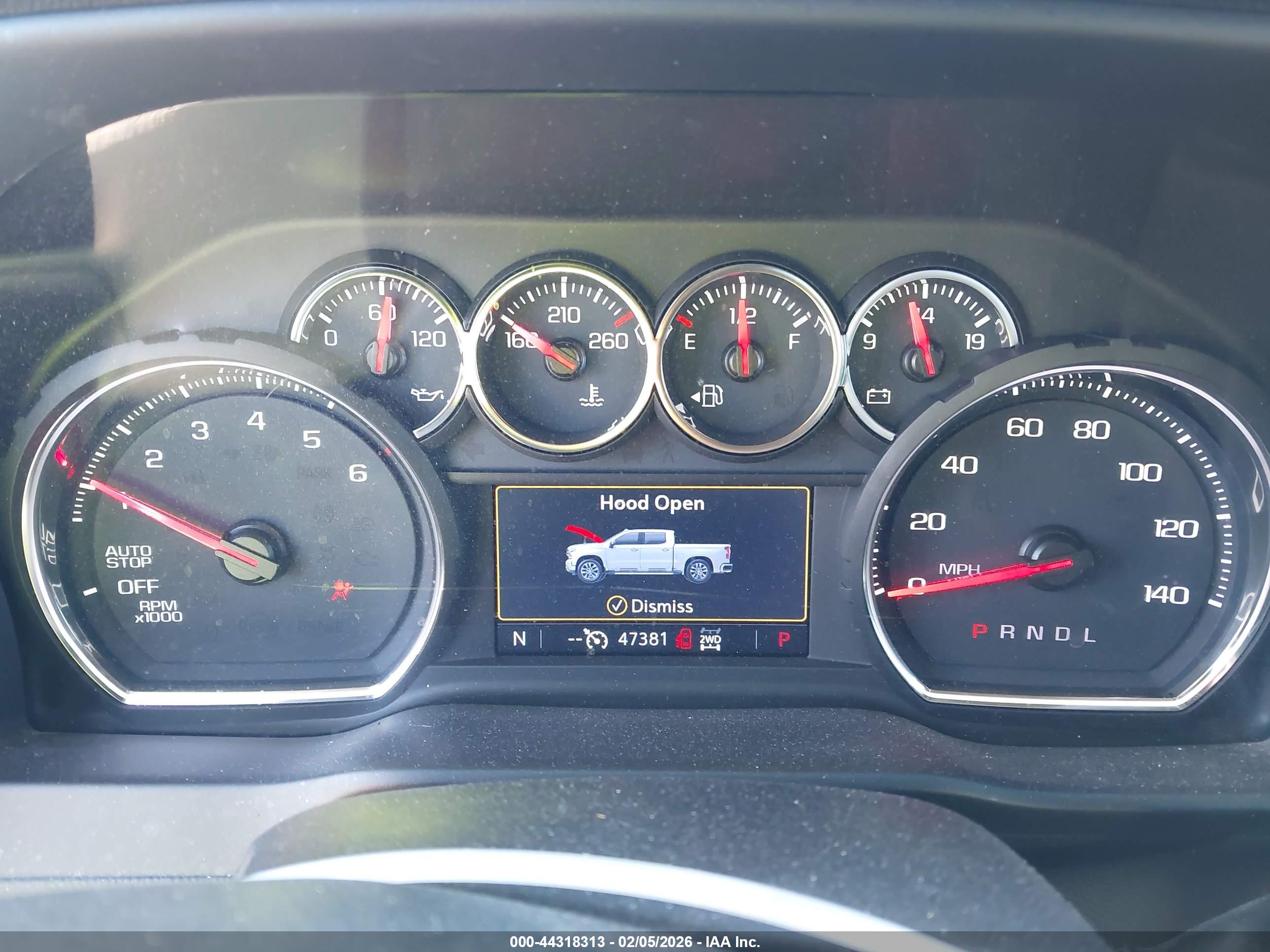 CHEVROLET SILVERADO image 7