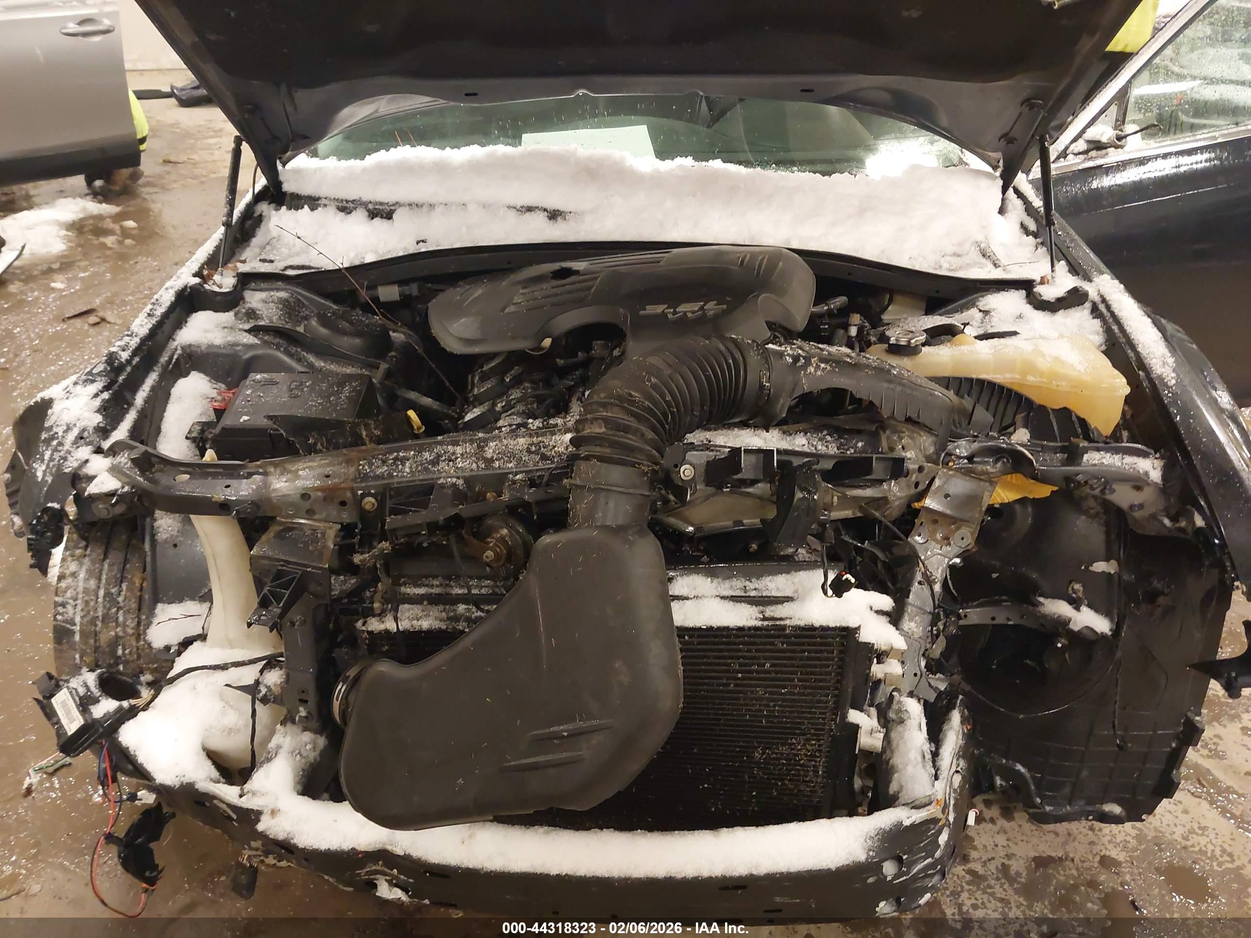 CHRYSLER 300C image 10