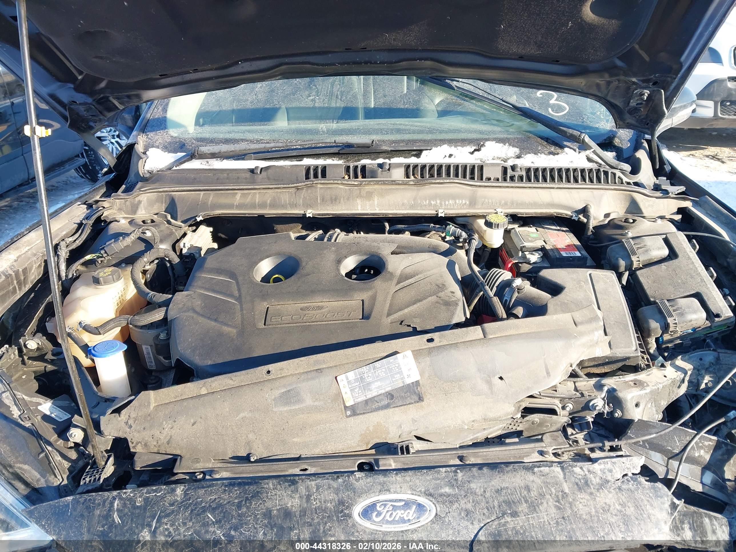 FORD FUSION image 10