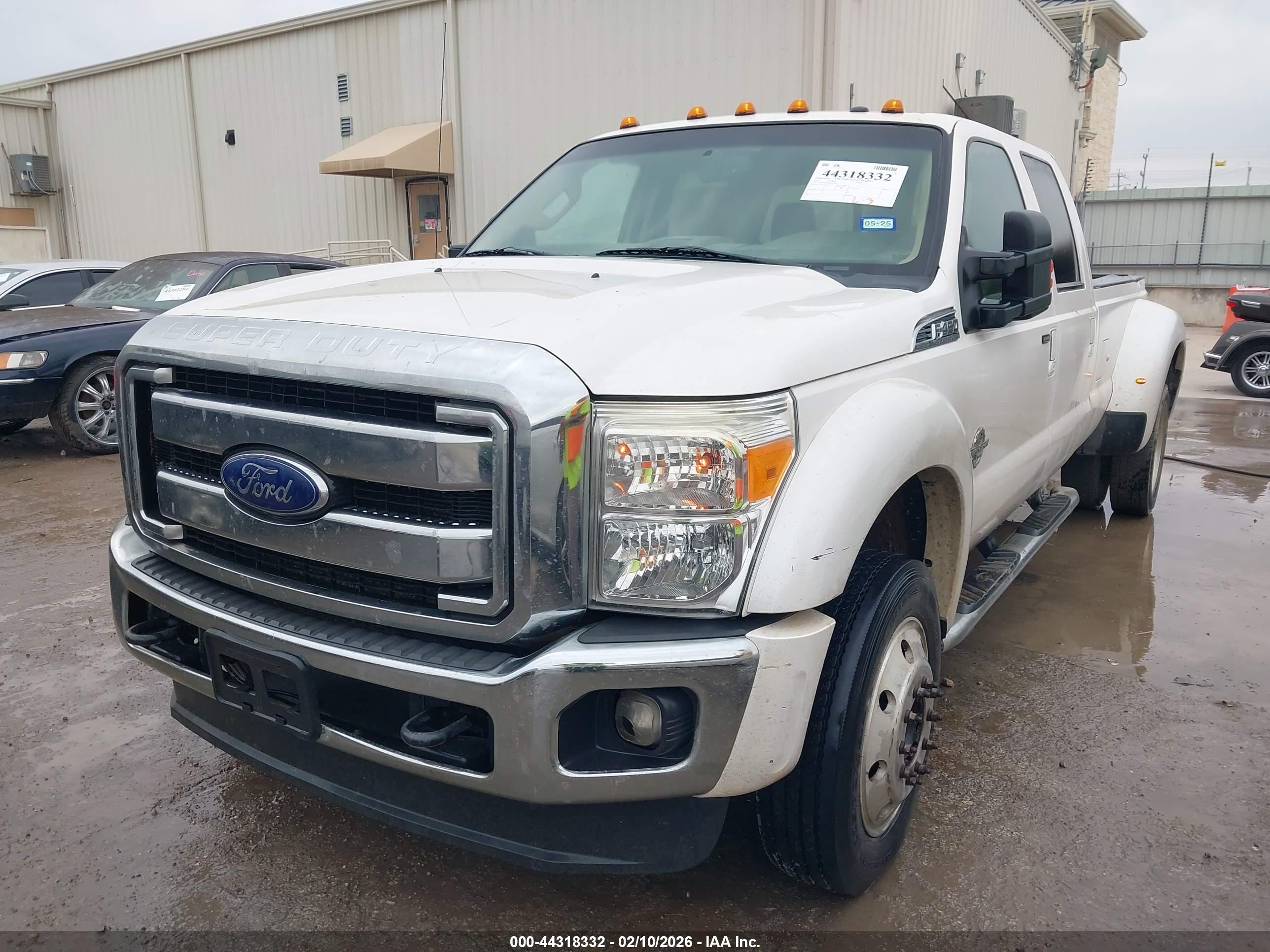 FORD F-450 image 2