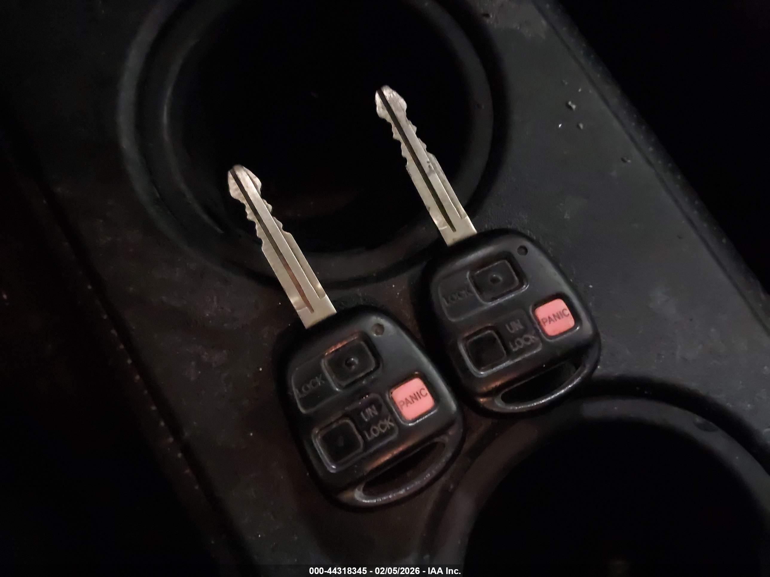 TOYOTA FJ image 11