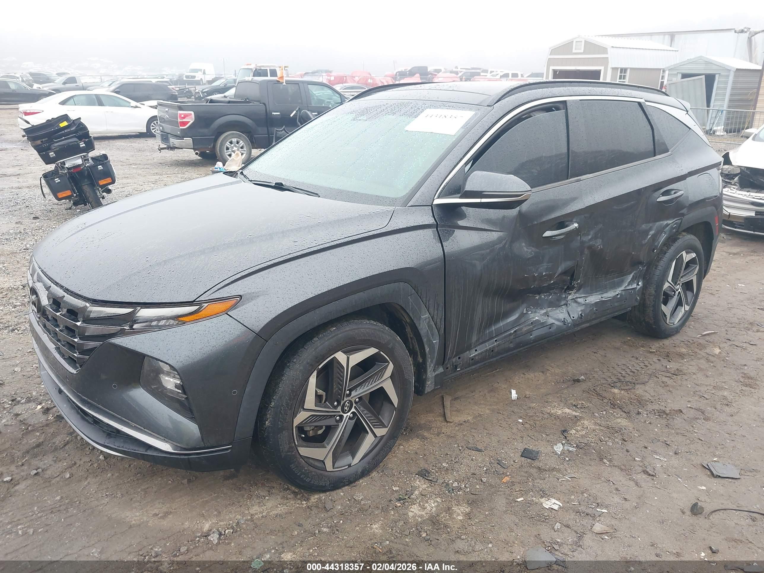HYUNDAI TUCSON image 2