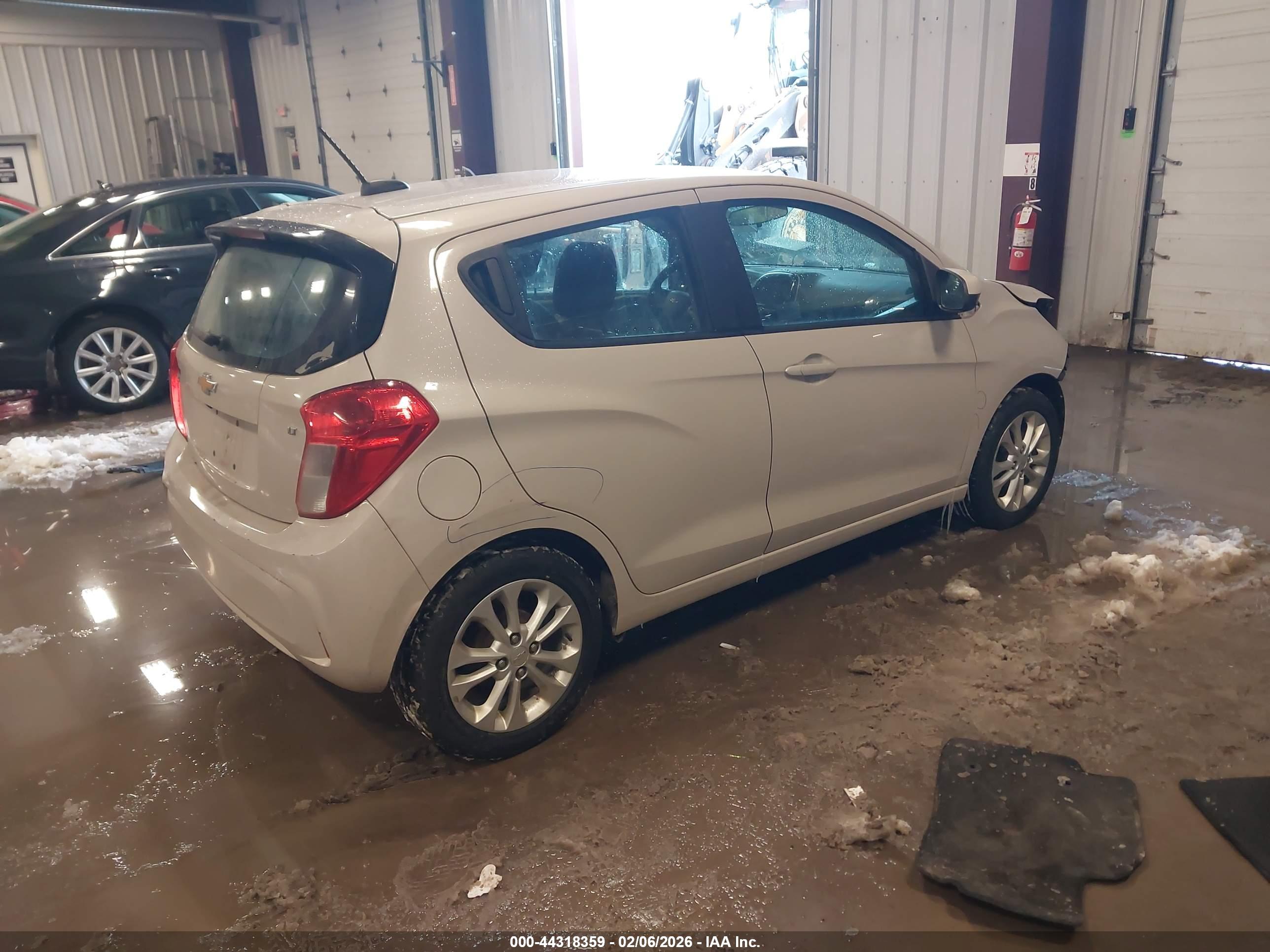 CHEVROLET SPARK image 4
