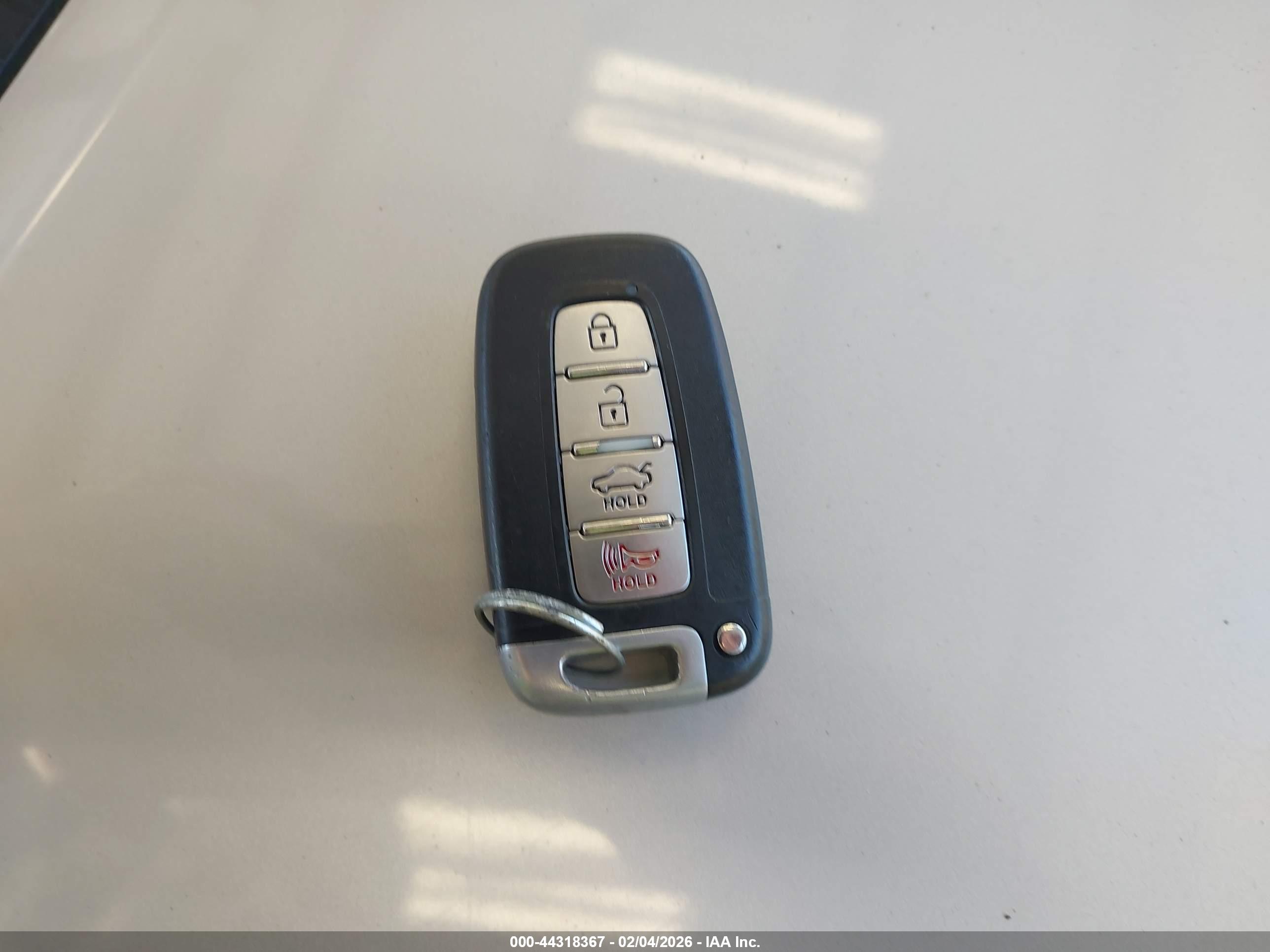 HYUNDAI SONATA image 11