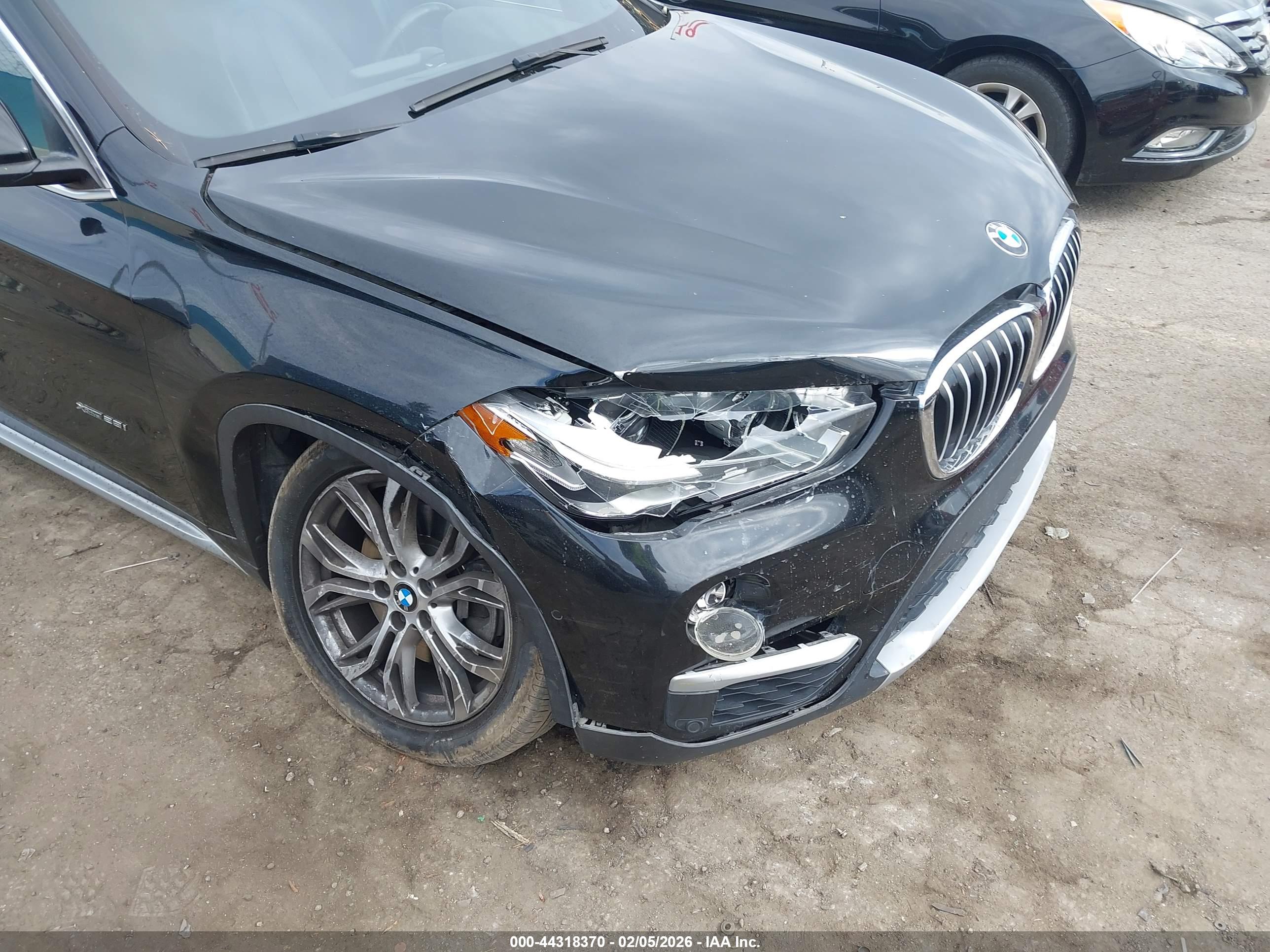 BMW X1 image 6