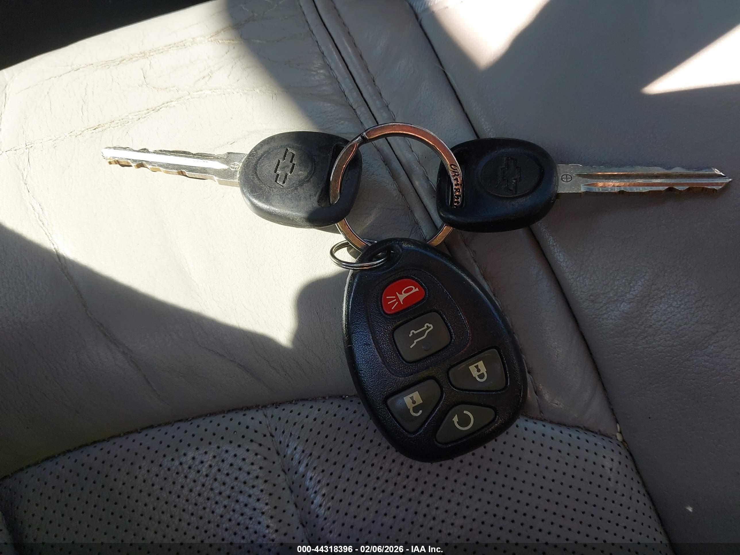 CHEVROLET TRAVERSE image 11