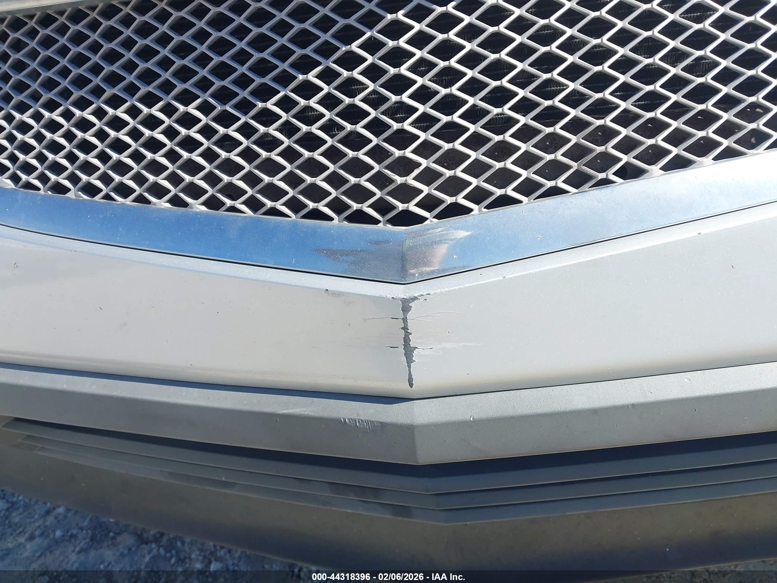 CHEVROLET TRAVERSE image 6