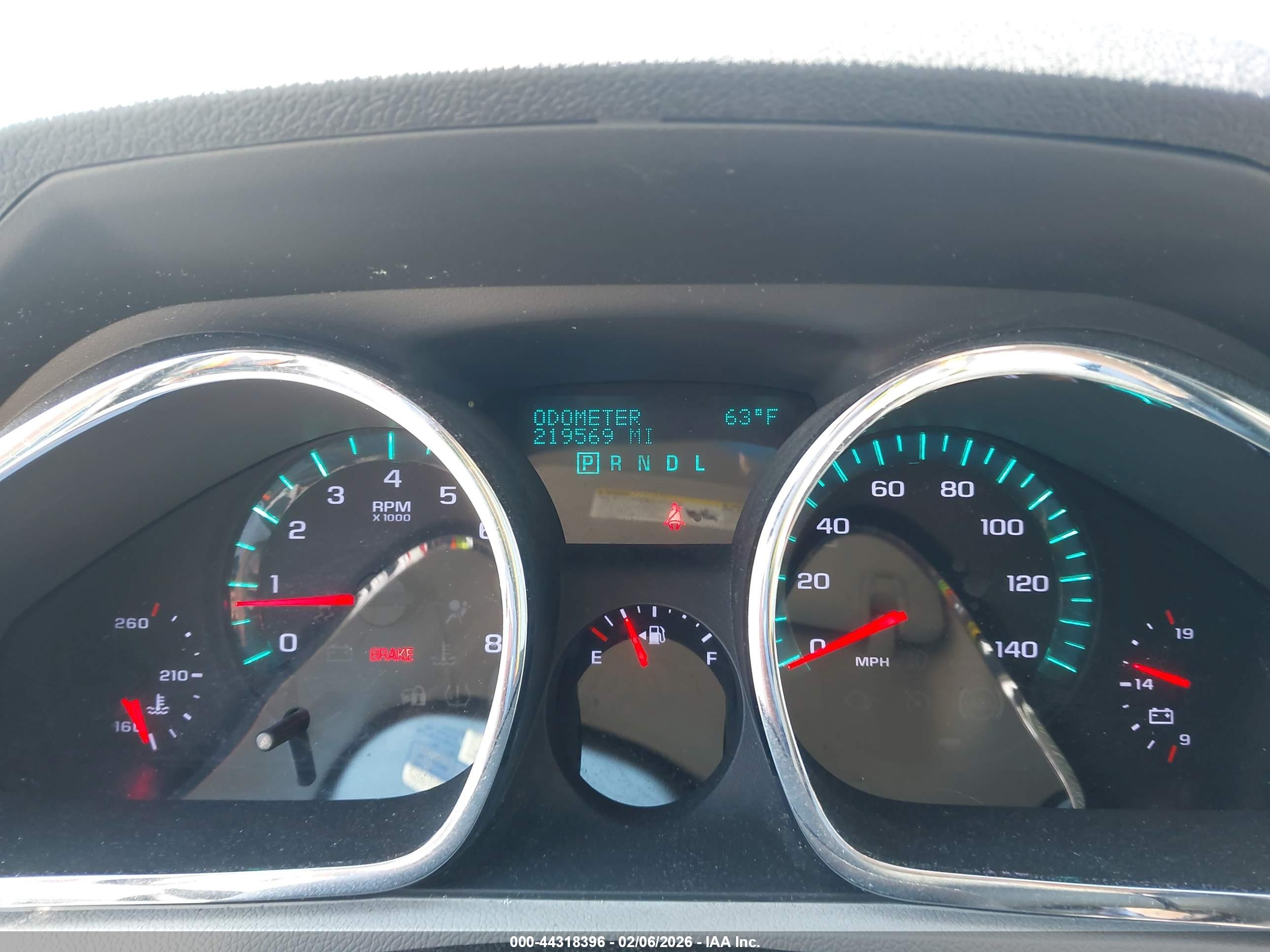 CHEVROLET TRAVERSE image 7