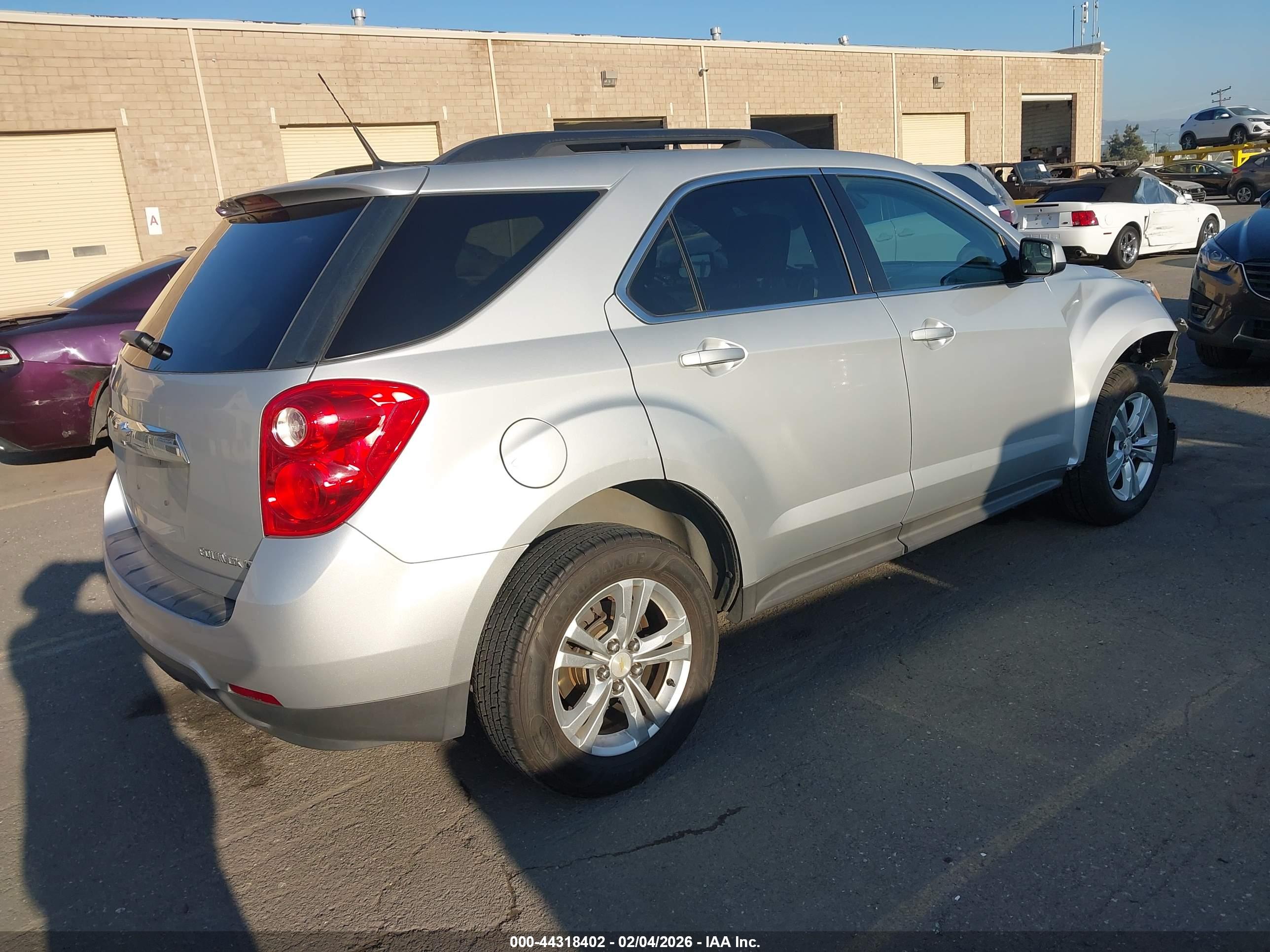 CHEVROLET EQUINOX image 4