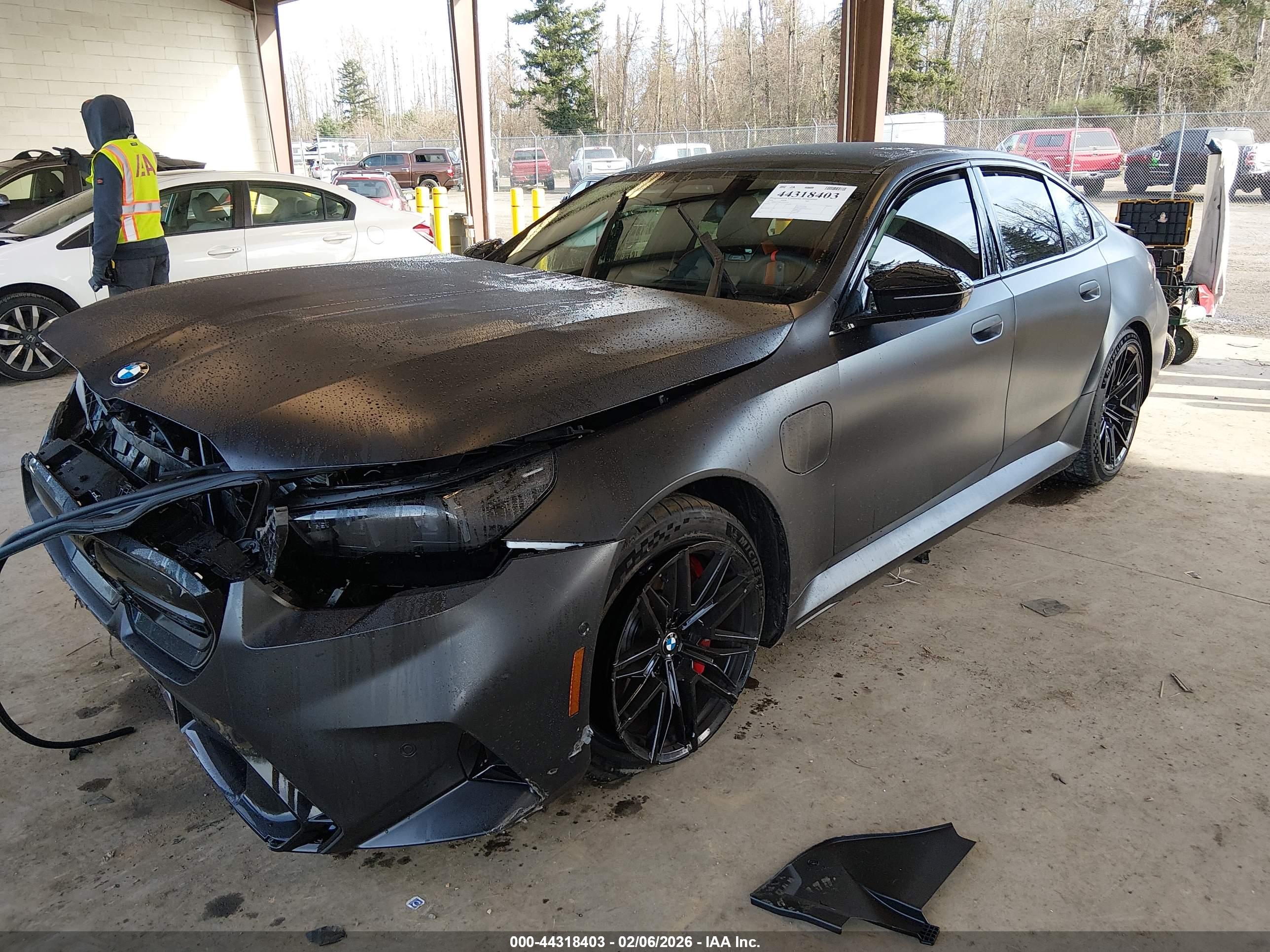 BMW M5 image 2