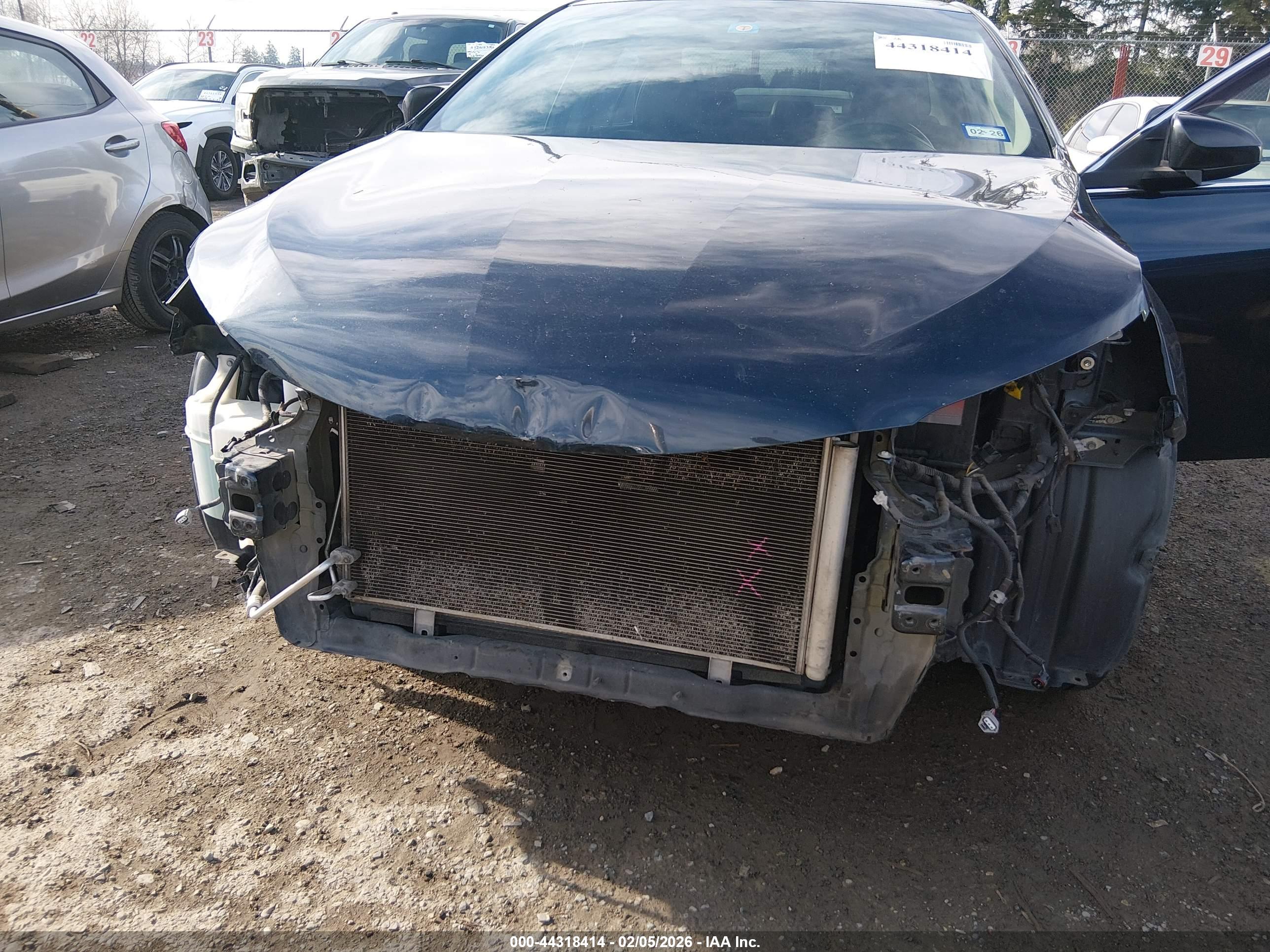 TOYOTA CAMRY image 6