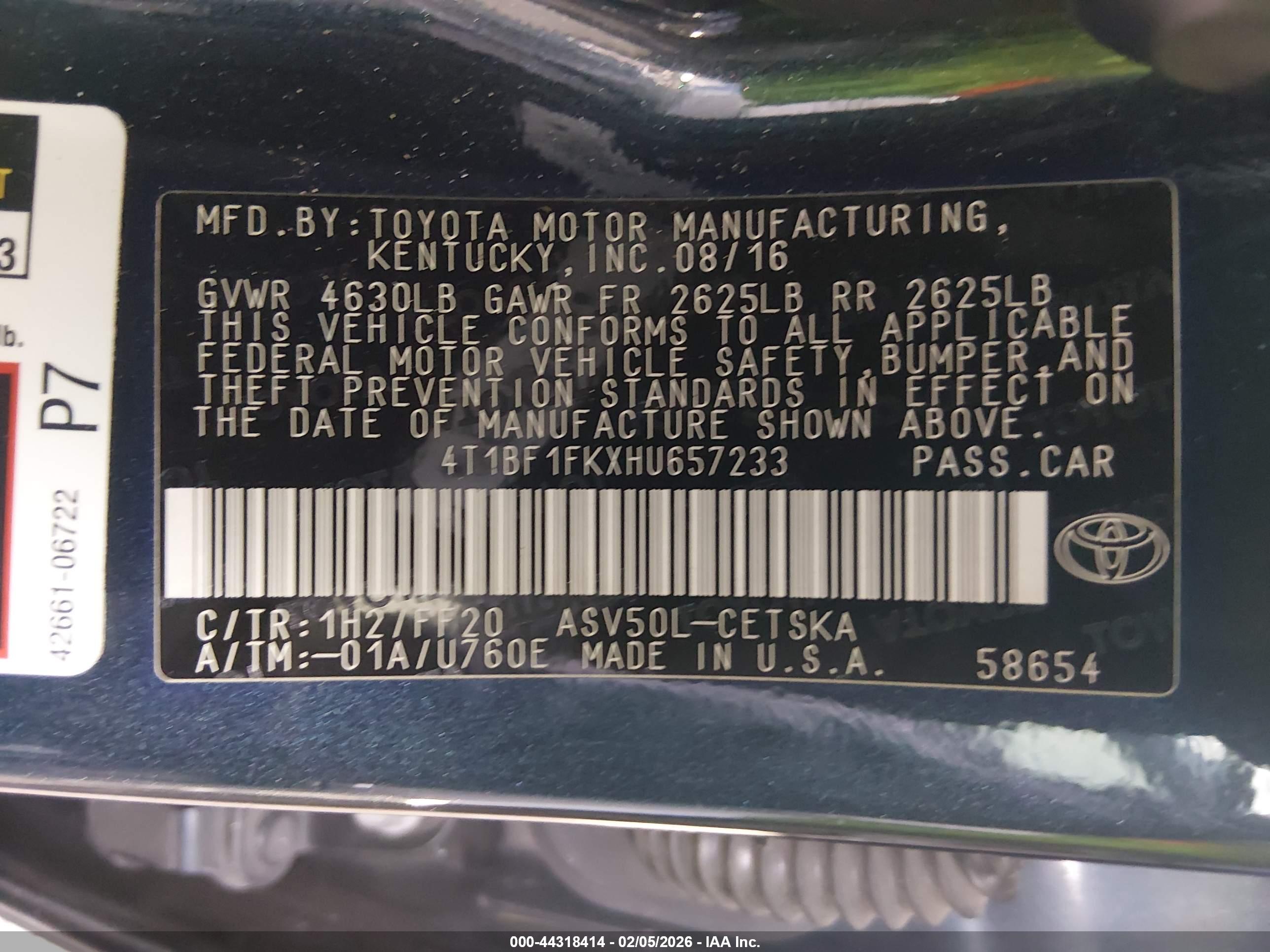 TOYOTA CAMRY image 9
