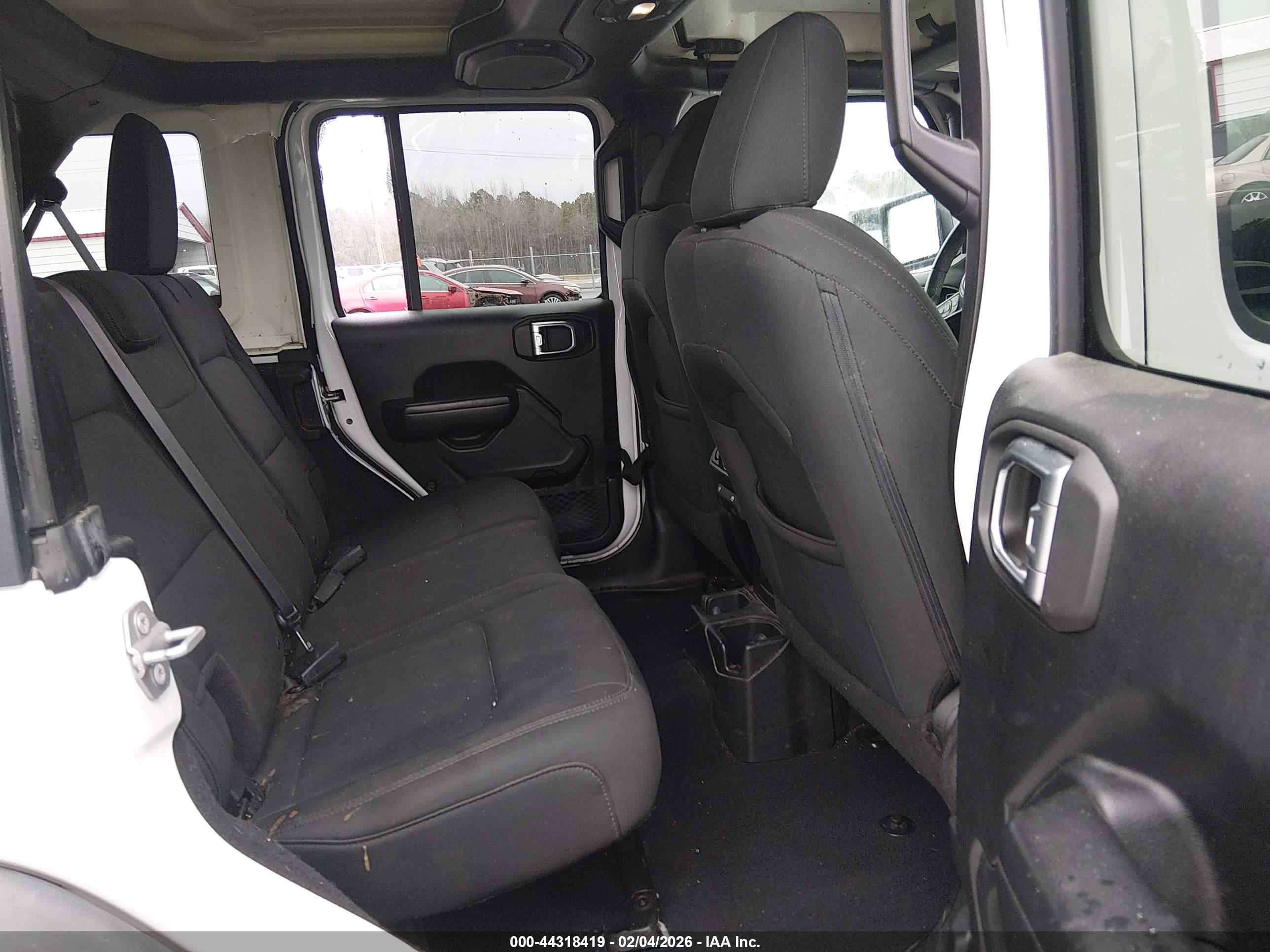 JEEP WRANGLER image 8