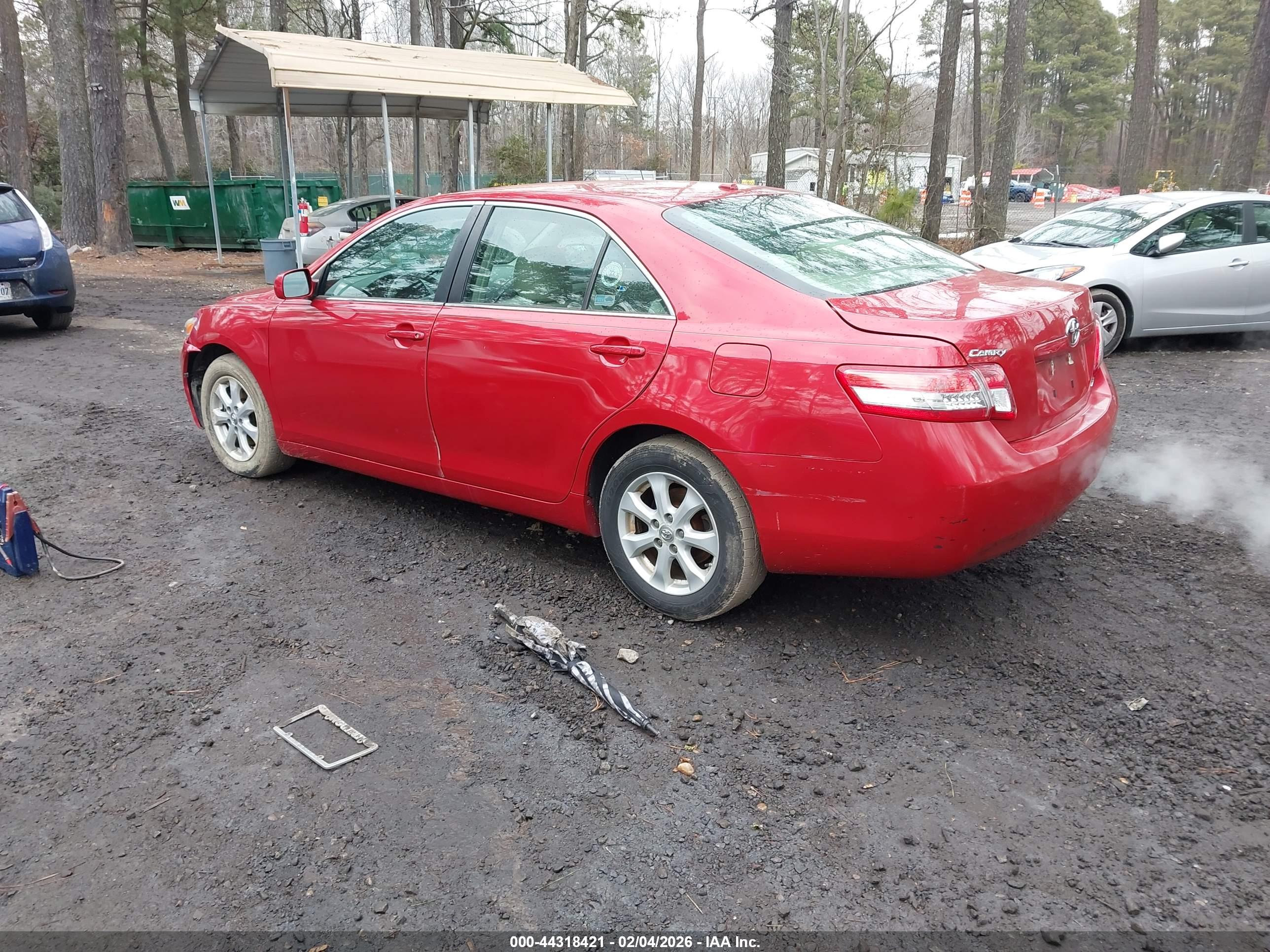 TOYOTA CAMRY image 3