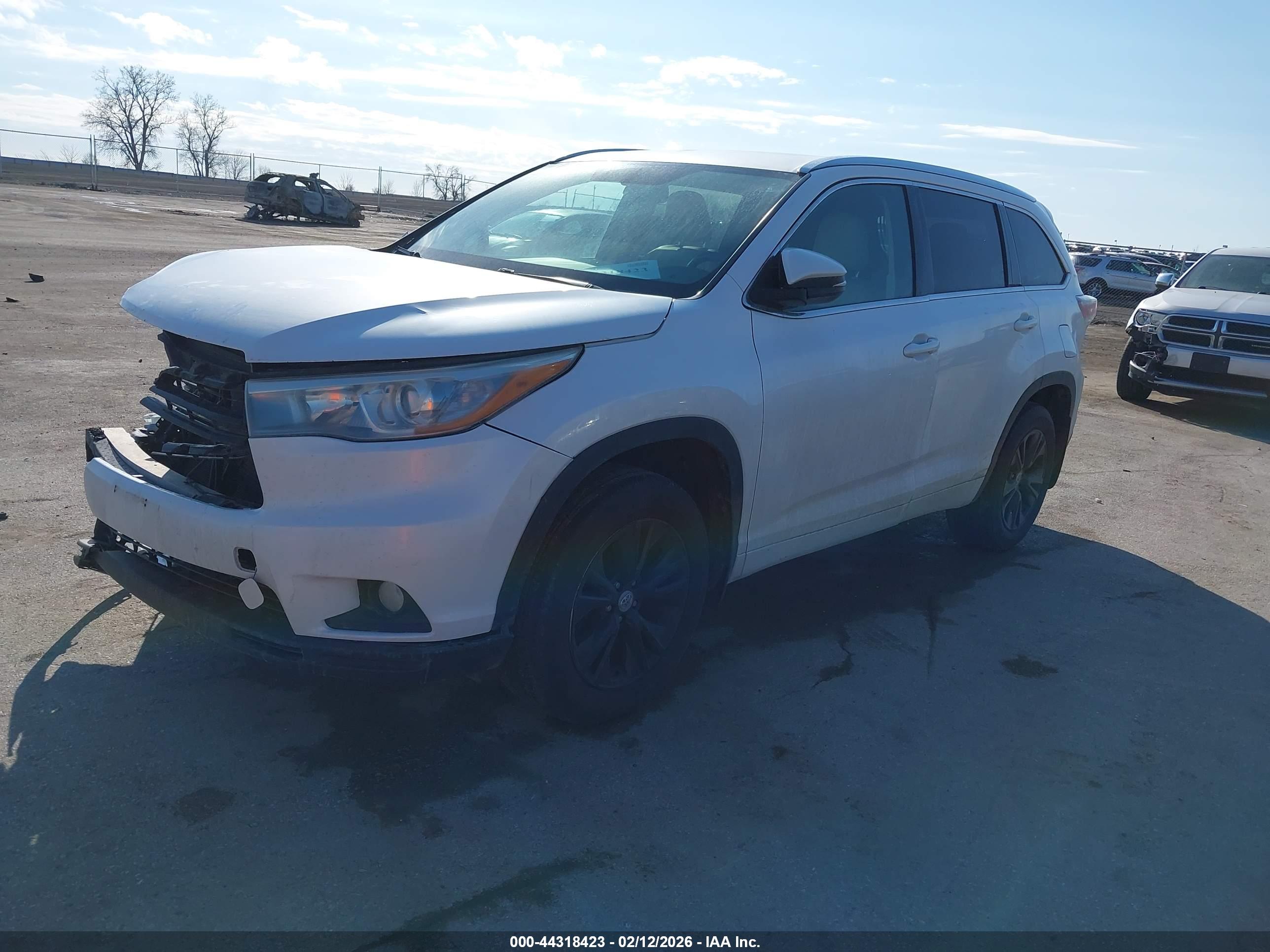 TOYOTA HIGHLANDER image 2