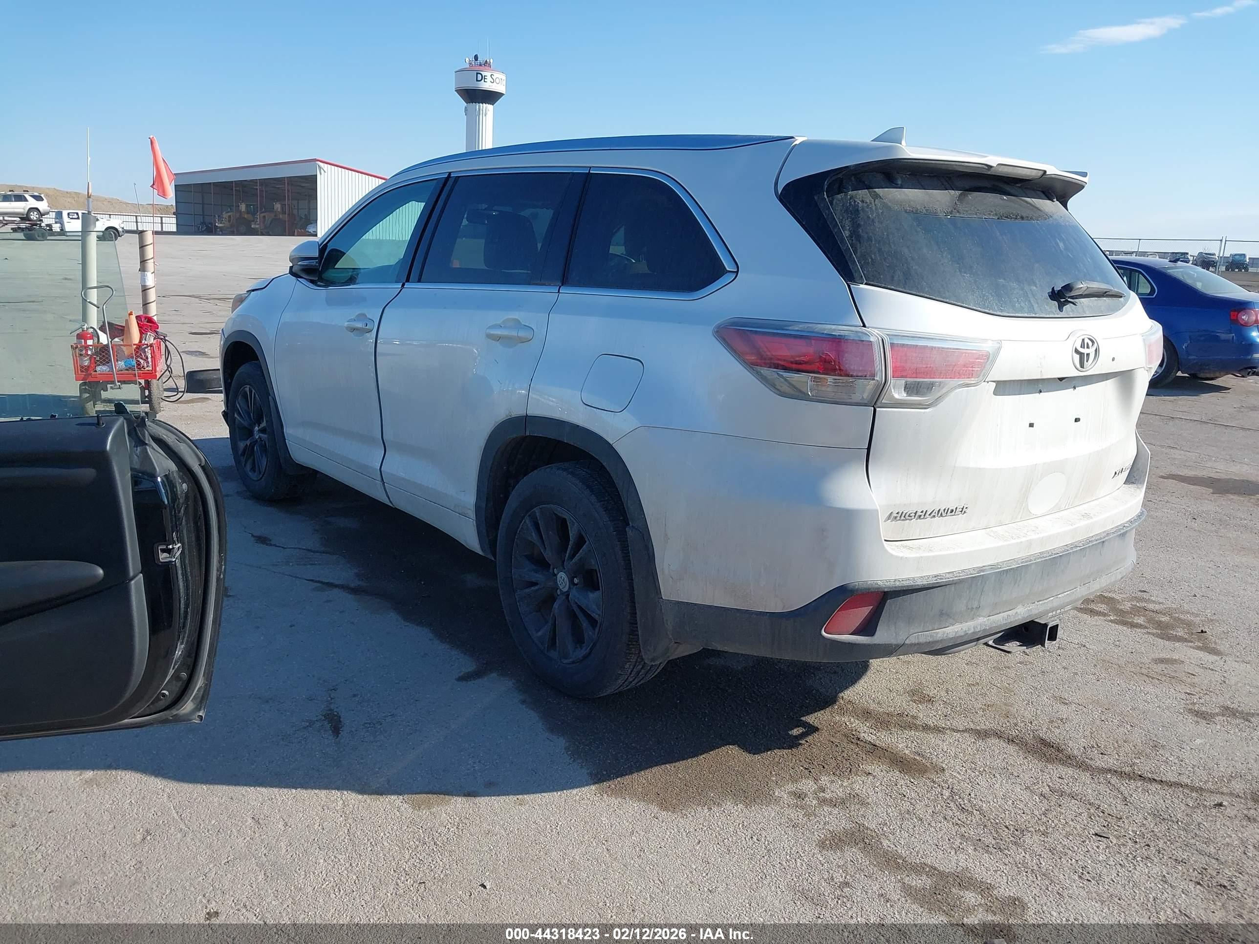 TOYOTA HIGHLANDER image 3