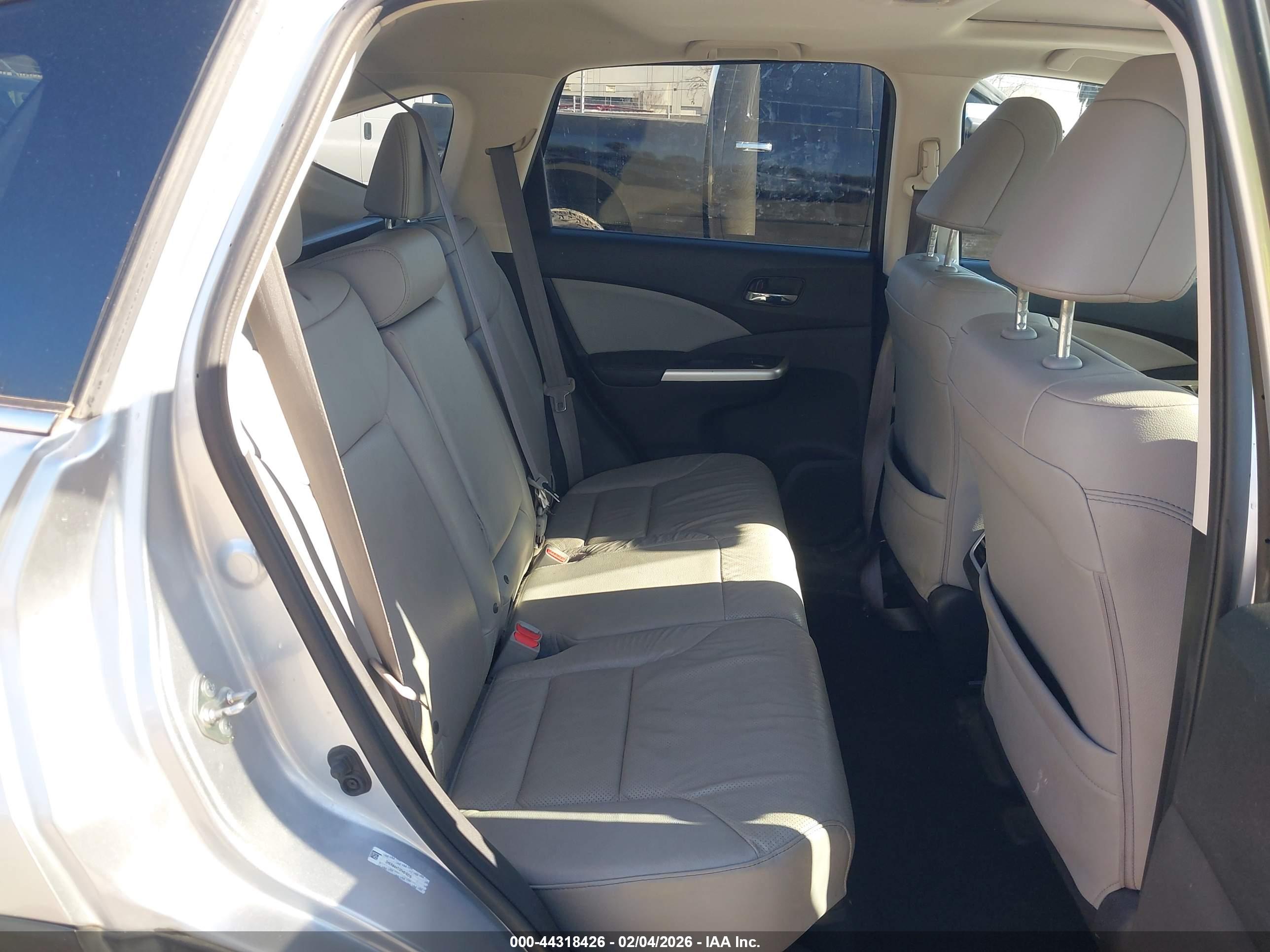 HONDA CR-V image 8