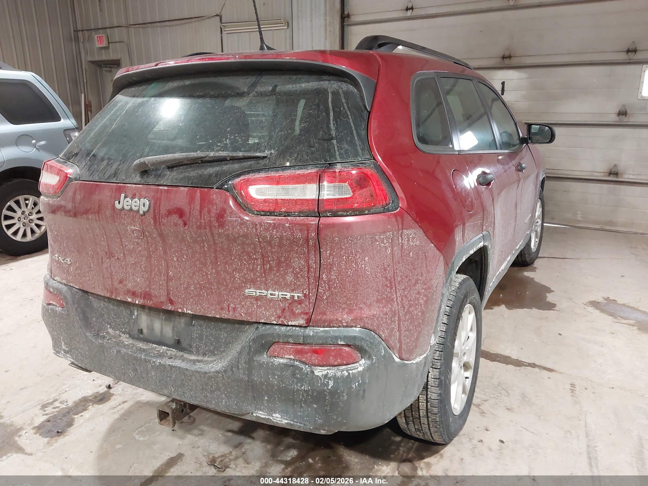 JEEP CHEROKEE image 4
