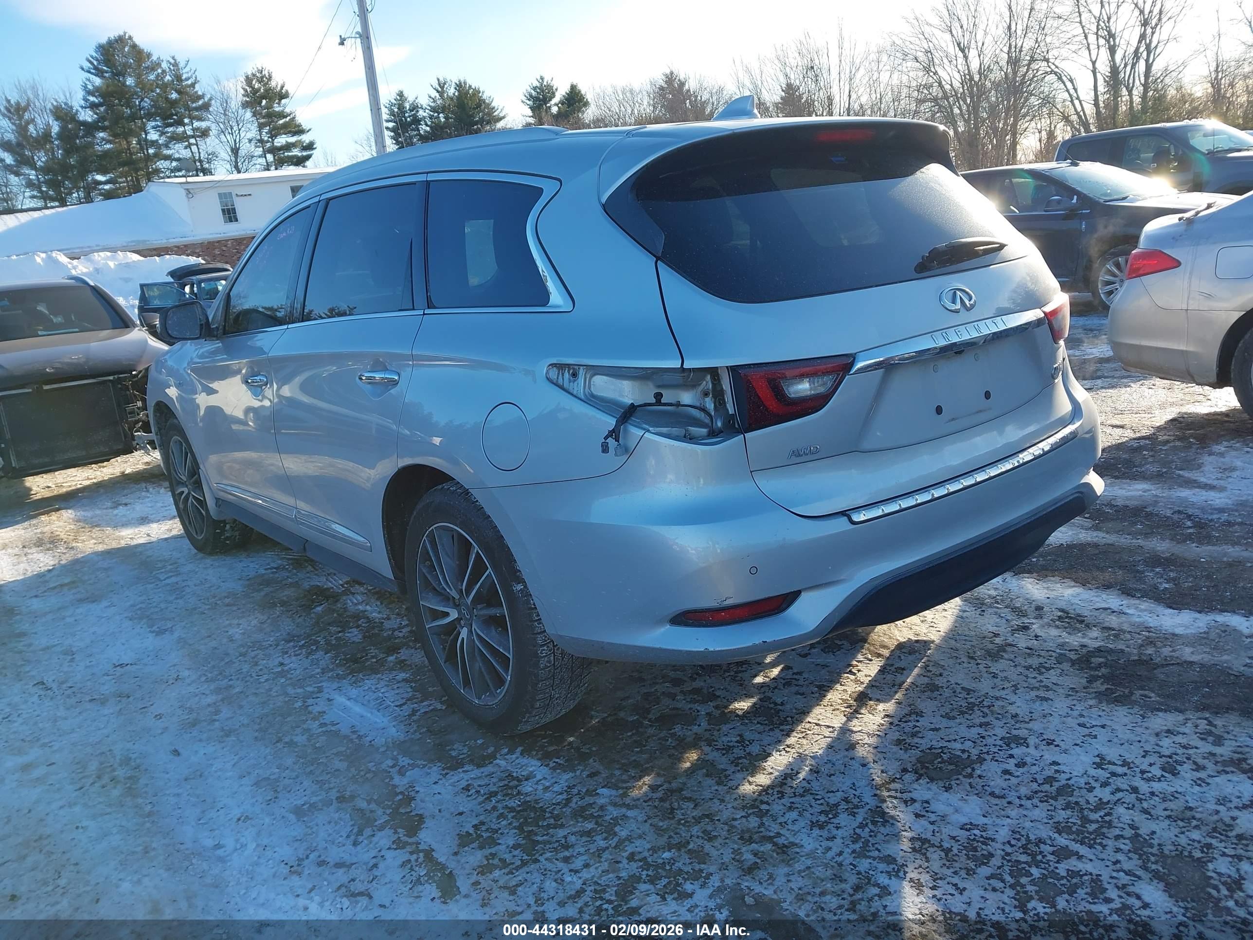 INFINITI QX60 image 3