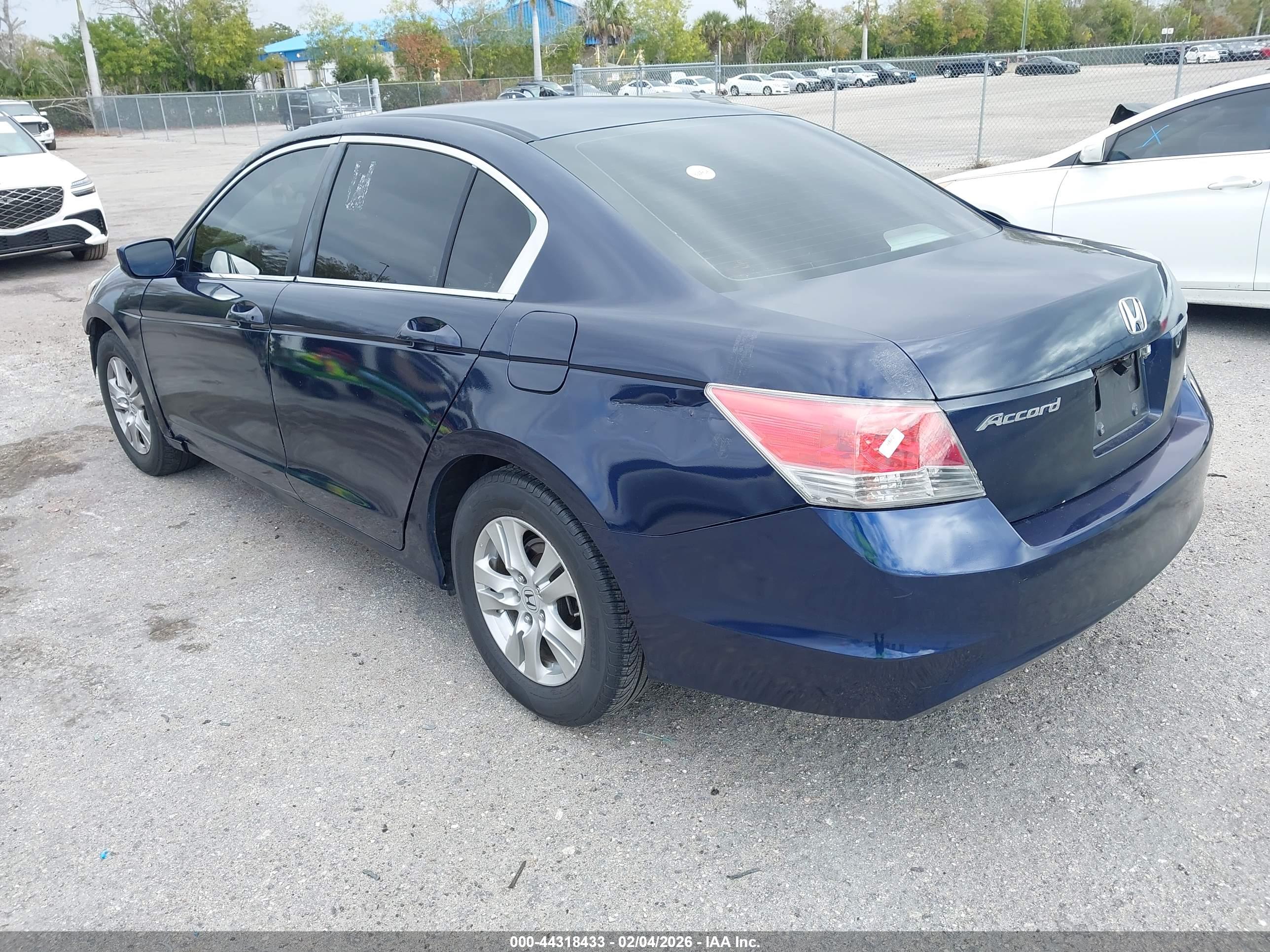 HONDA ACCORD image 3