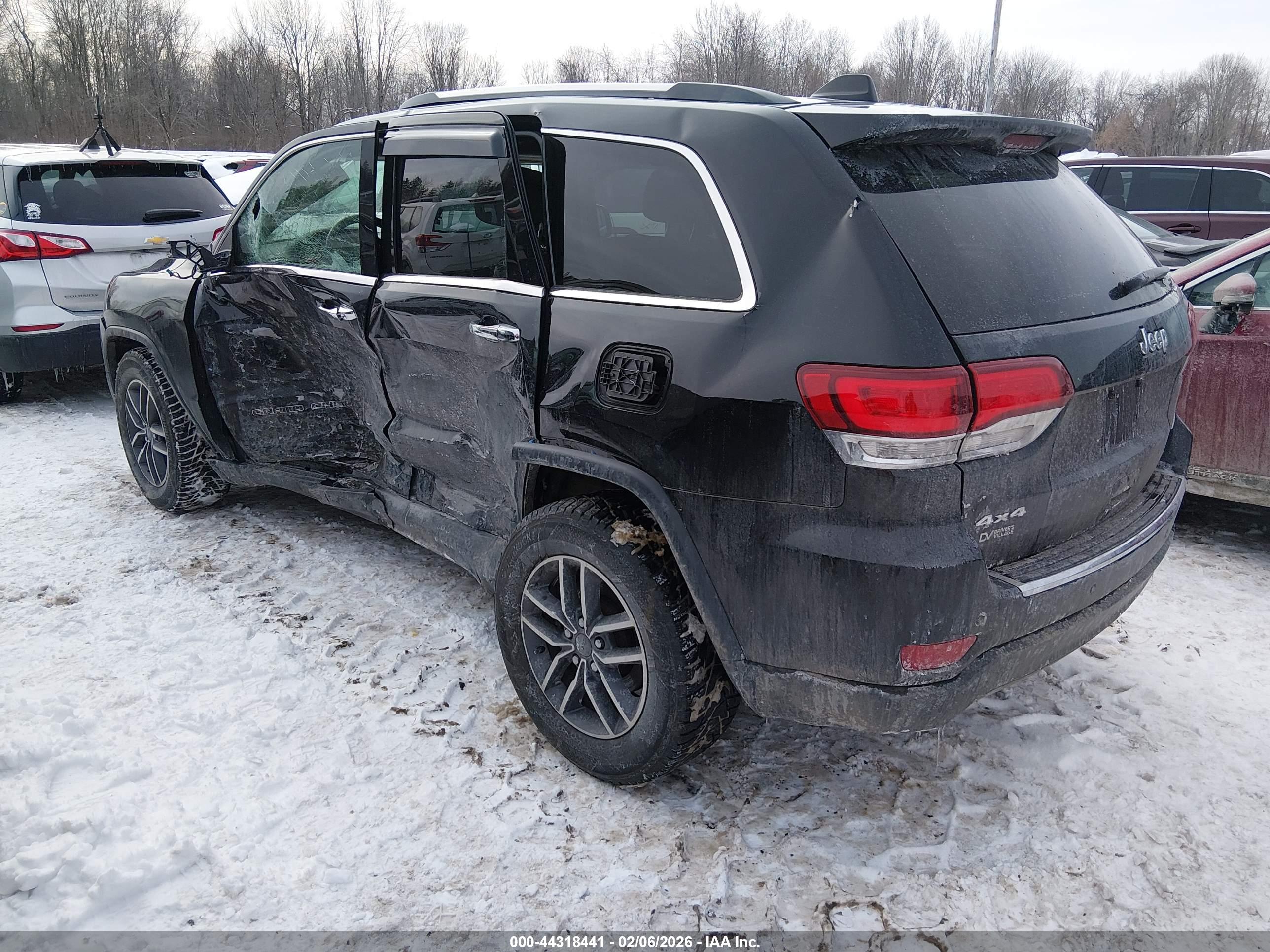 JEEP GRAND image 3