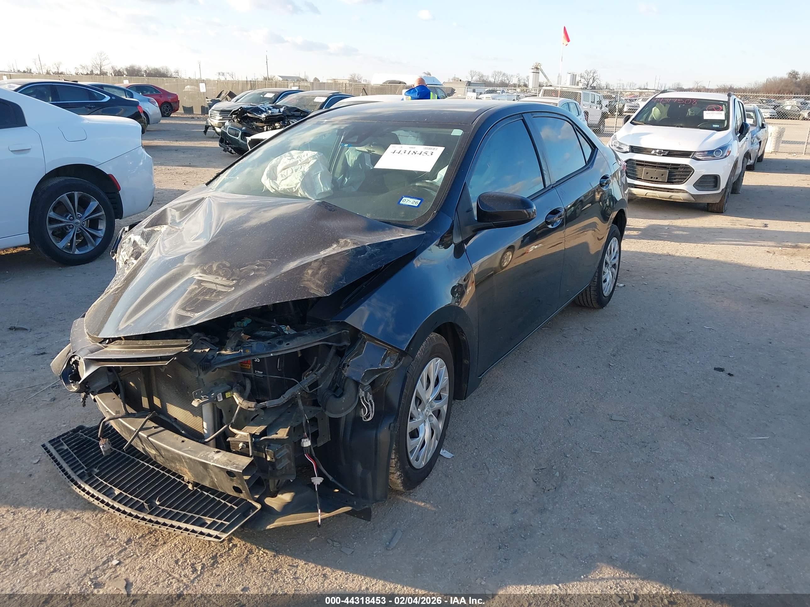 TOYOTA COROLLA image 2